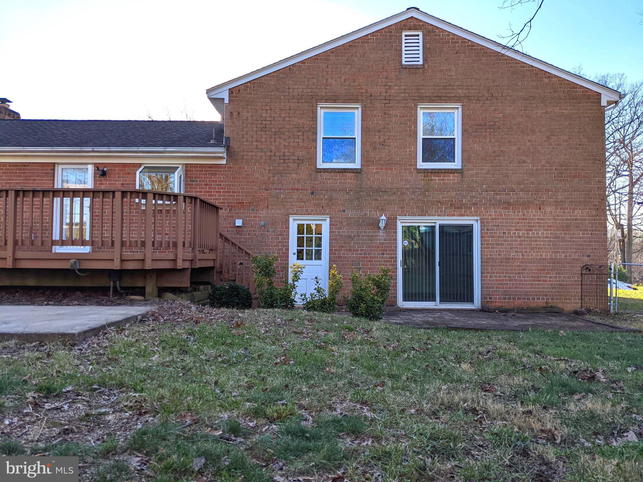 BUSH HILL WOODS - Residential Lease