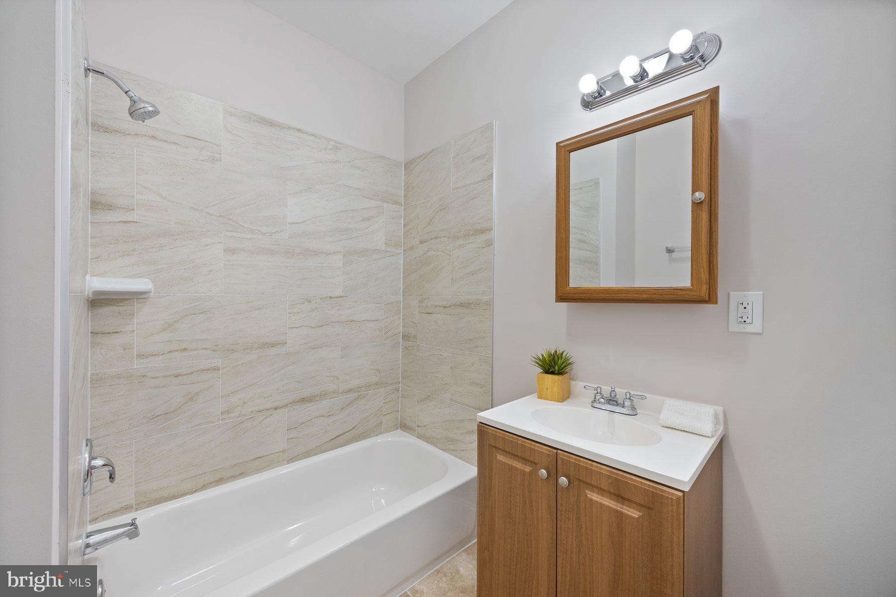 MADISON PARK HISTORIC DISTRICT - Residential