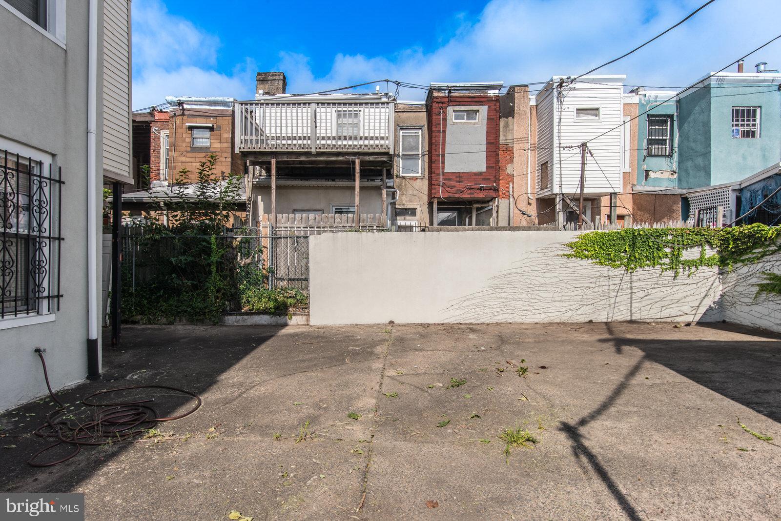 NORRIS SQUARE - Residential