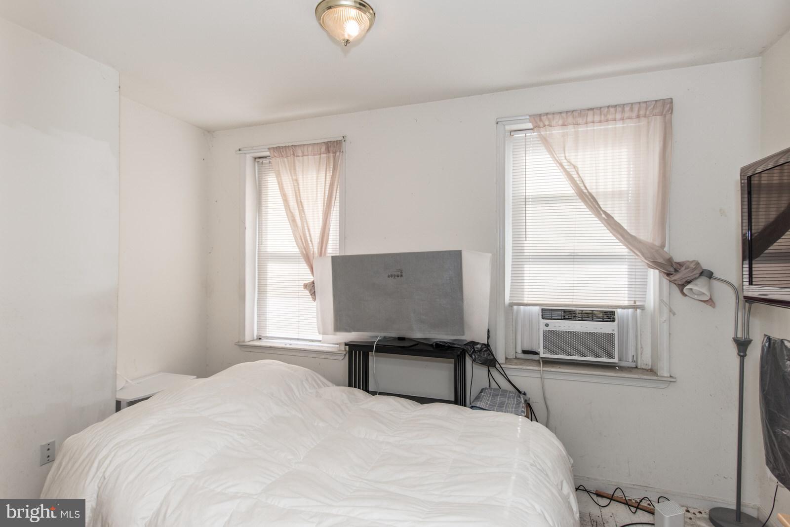 NORRIS SQUARE - Residential