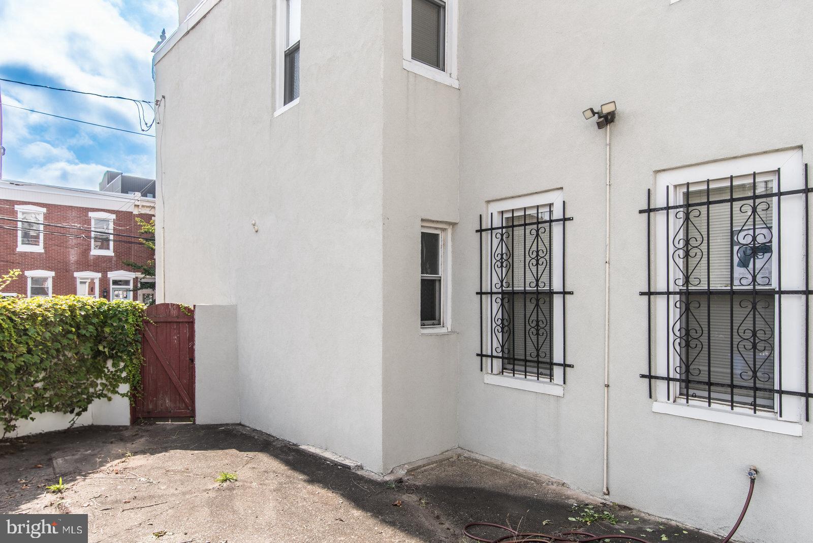 NORRIS SQUARE - Residential