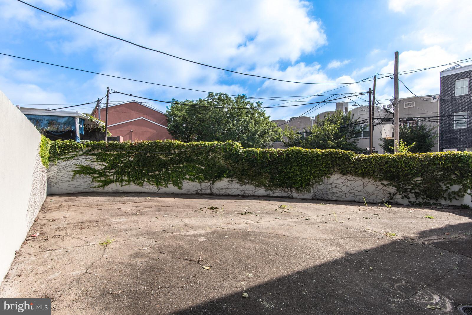 NORRIS SQUARE - Residential