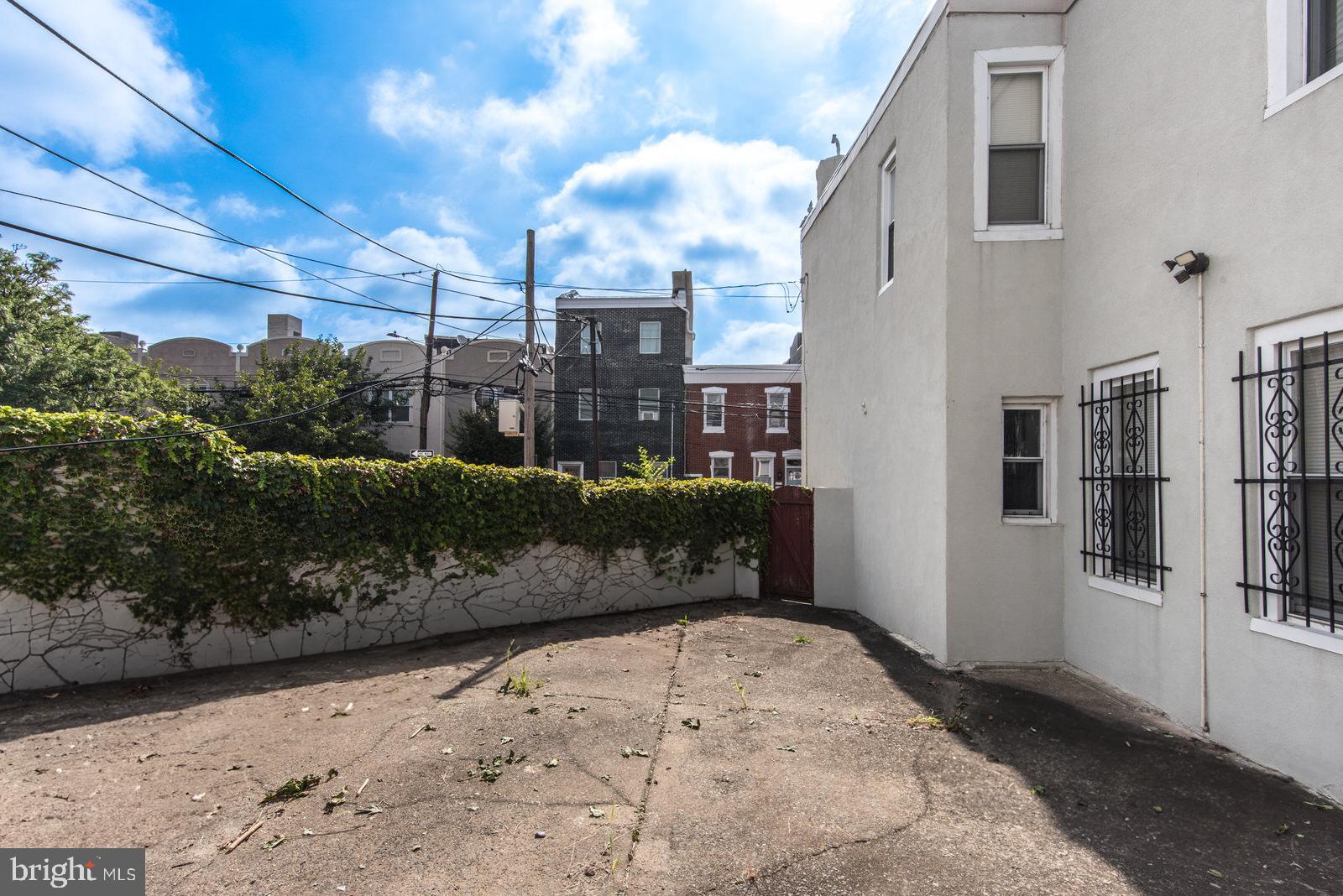 NORRIS SQUARE - Residential