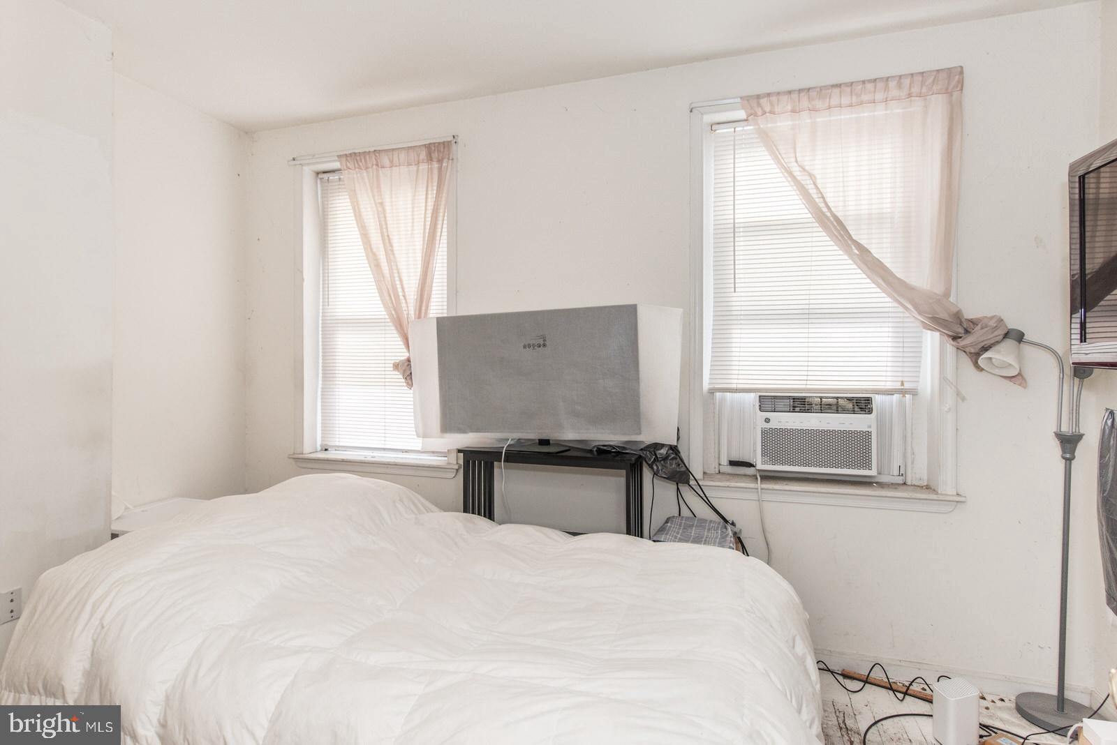 NORRIS SQUARE - Residential