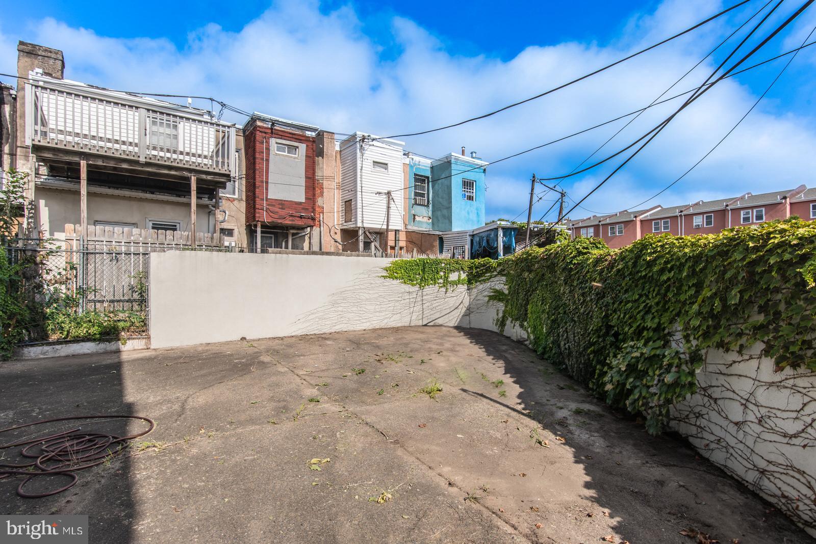 NORRIS SQUARE - Residential