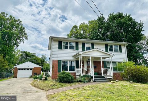 Photo of 8337 Carnegie Drive, VIENNA, VA 22180 (MLS # VAFX2309144)