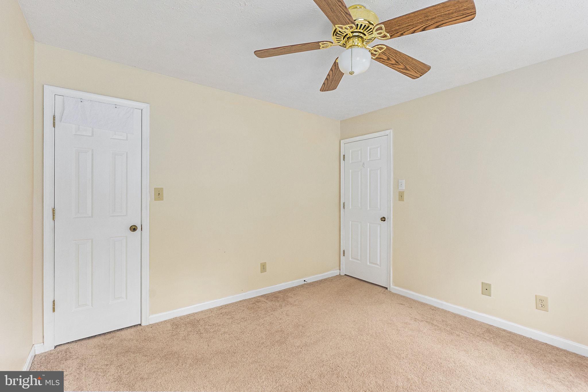 STONEWALL ESTATES - Residential