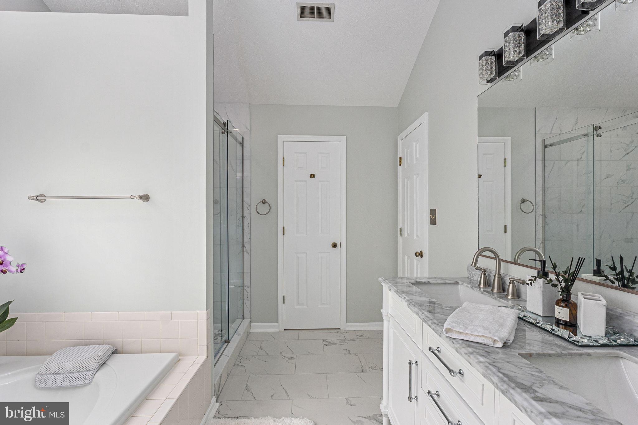 STONEWALL ESTATES - Residential