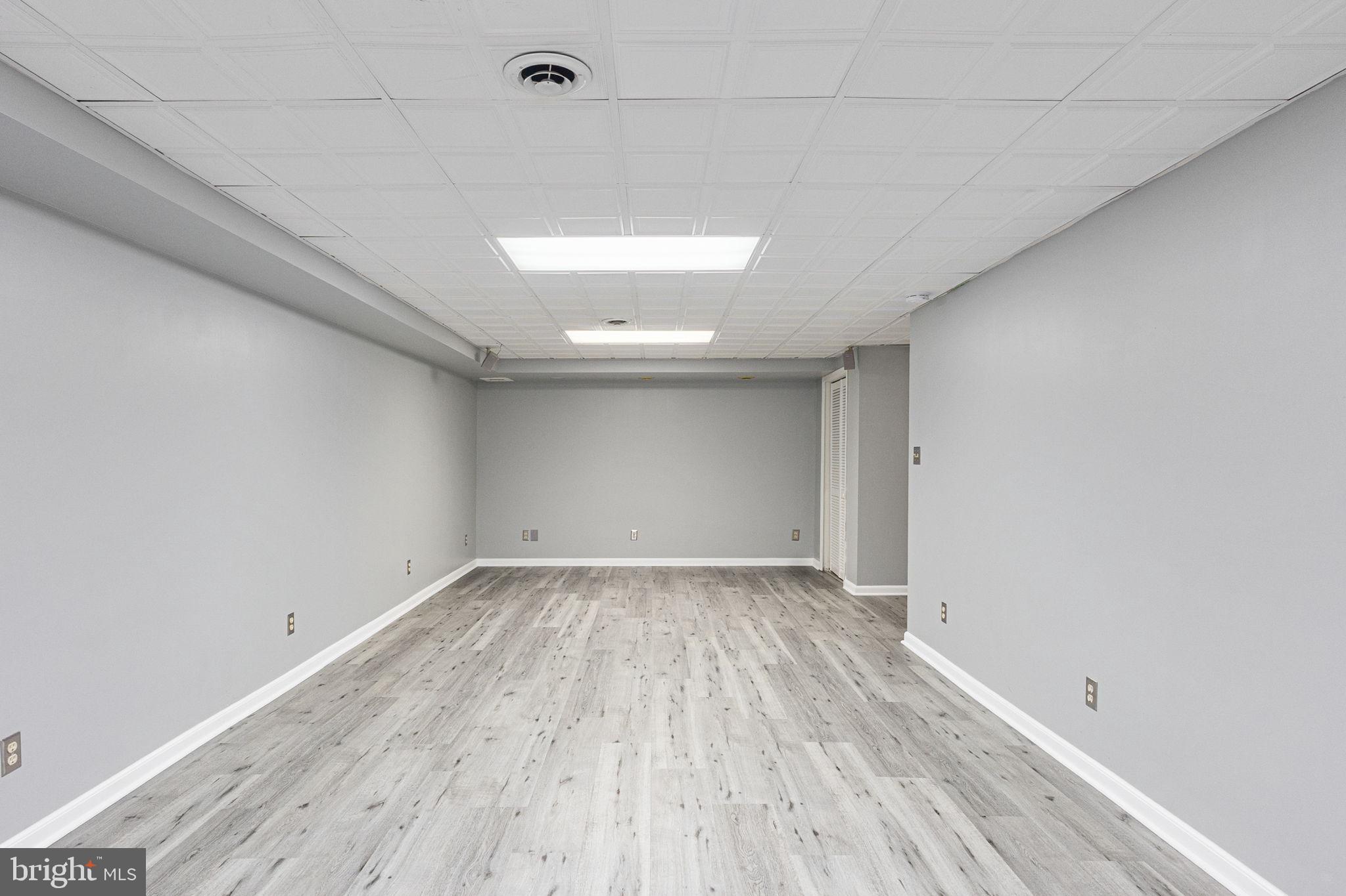 STONEWALL ESTATES - Residential