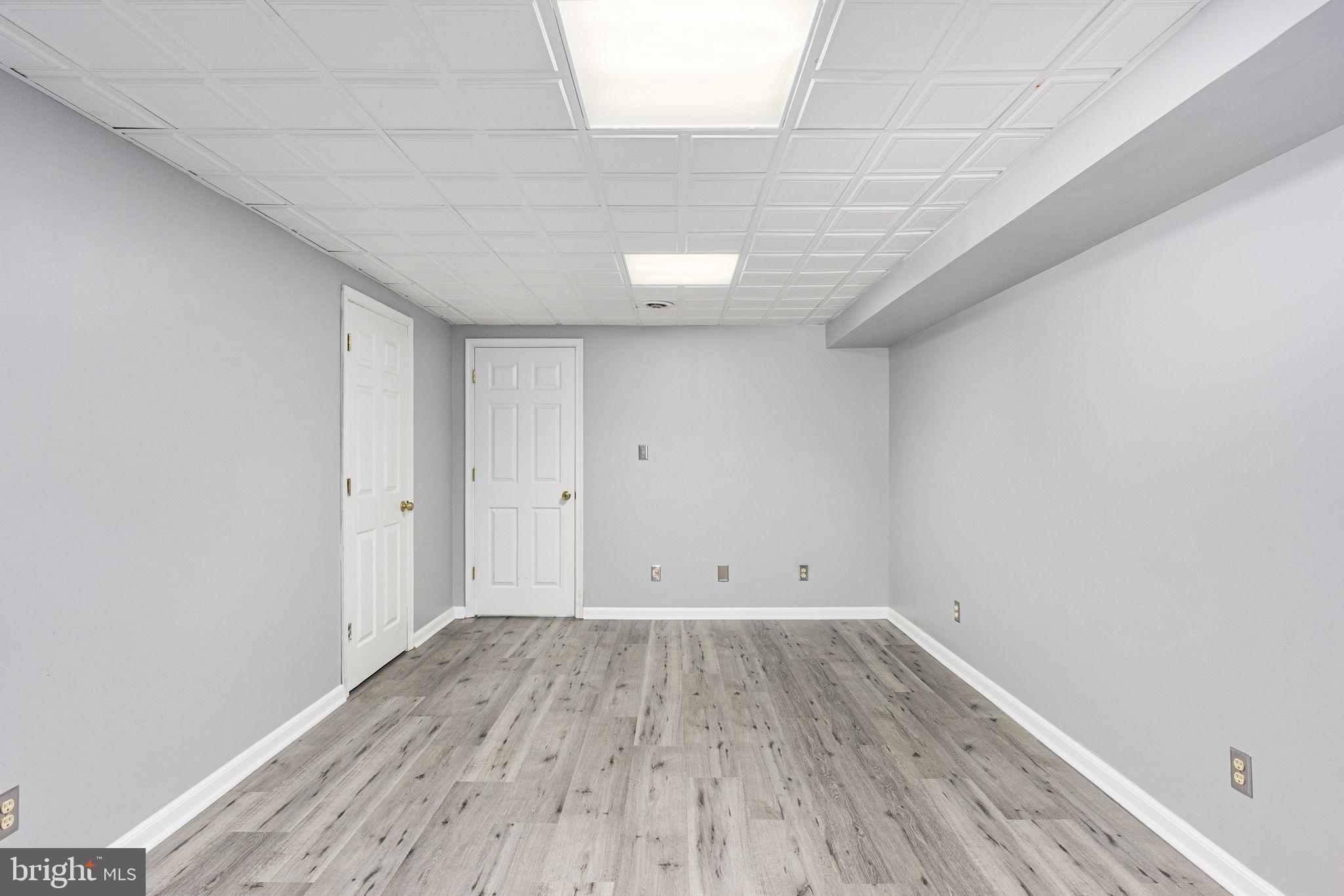 STONEWALL ESTATES - Residential