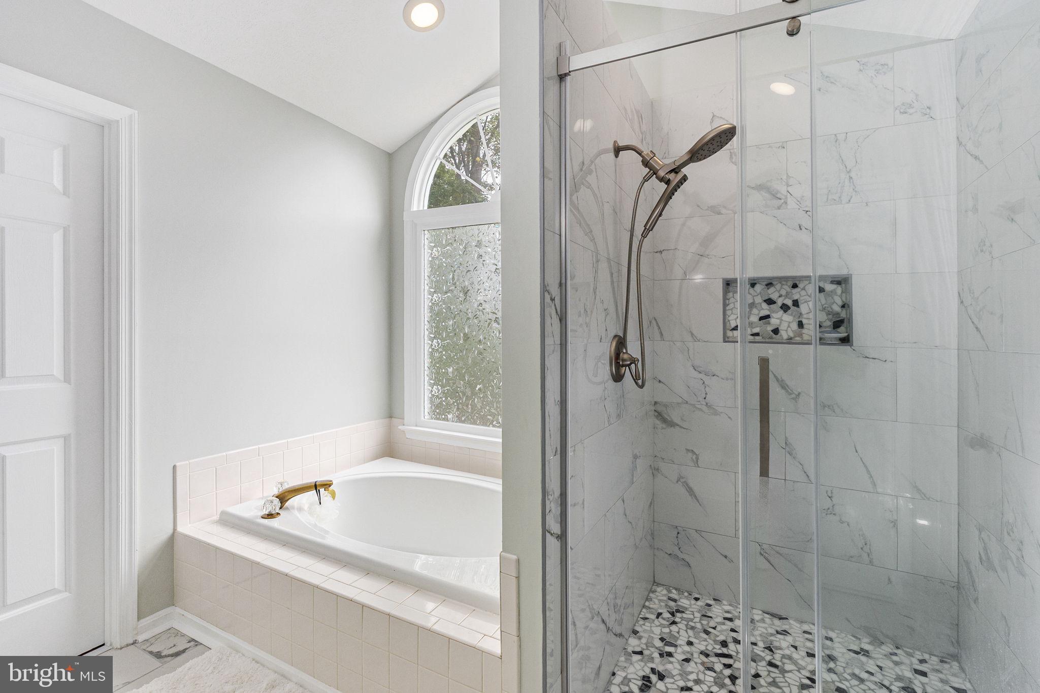 STONEWALL ESTATES - Residential