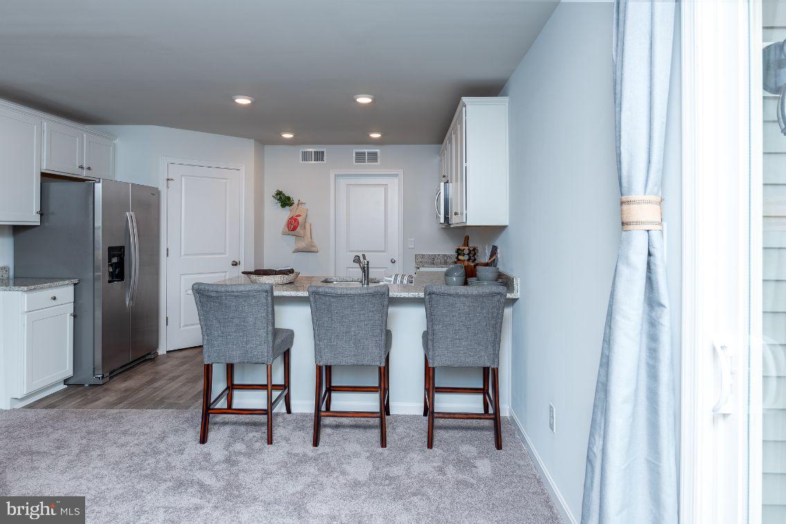 LADYSMITH VILLAGE - Residential