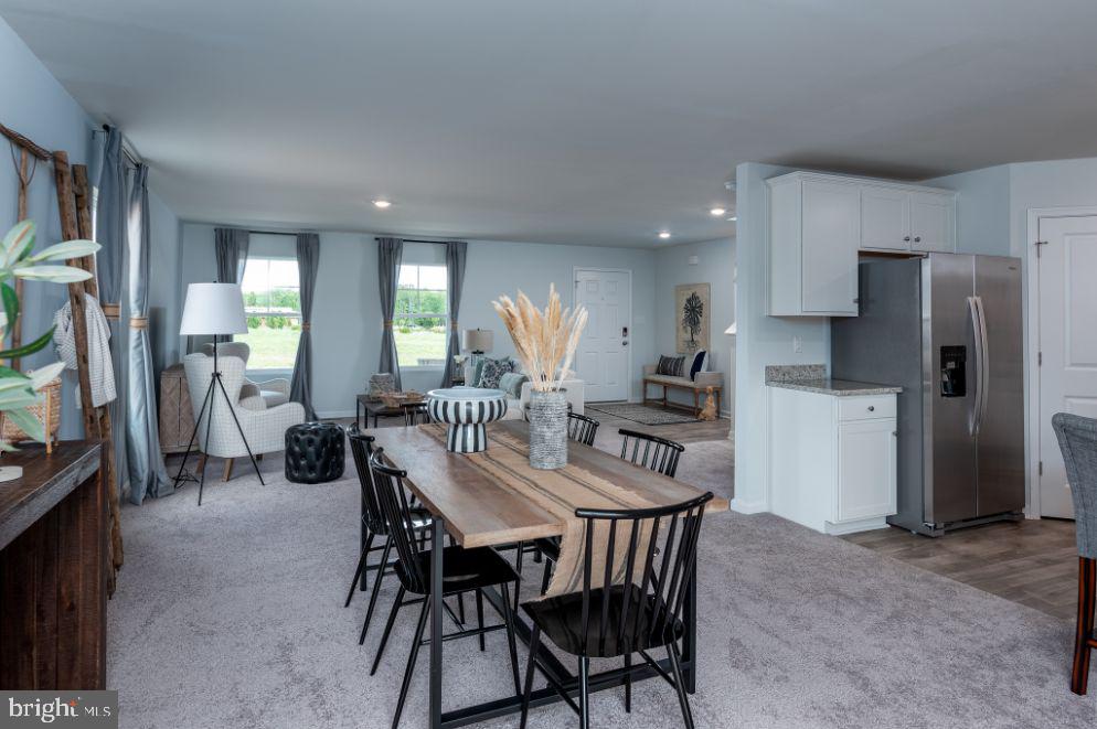 LADYSMITH VILLAGE - Residential