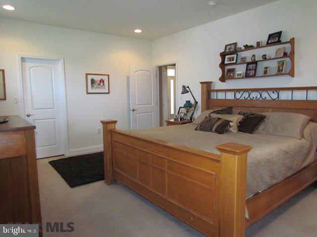 FOREST HEIGHTS - Residential