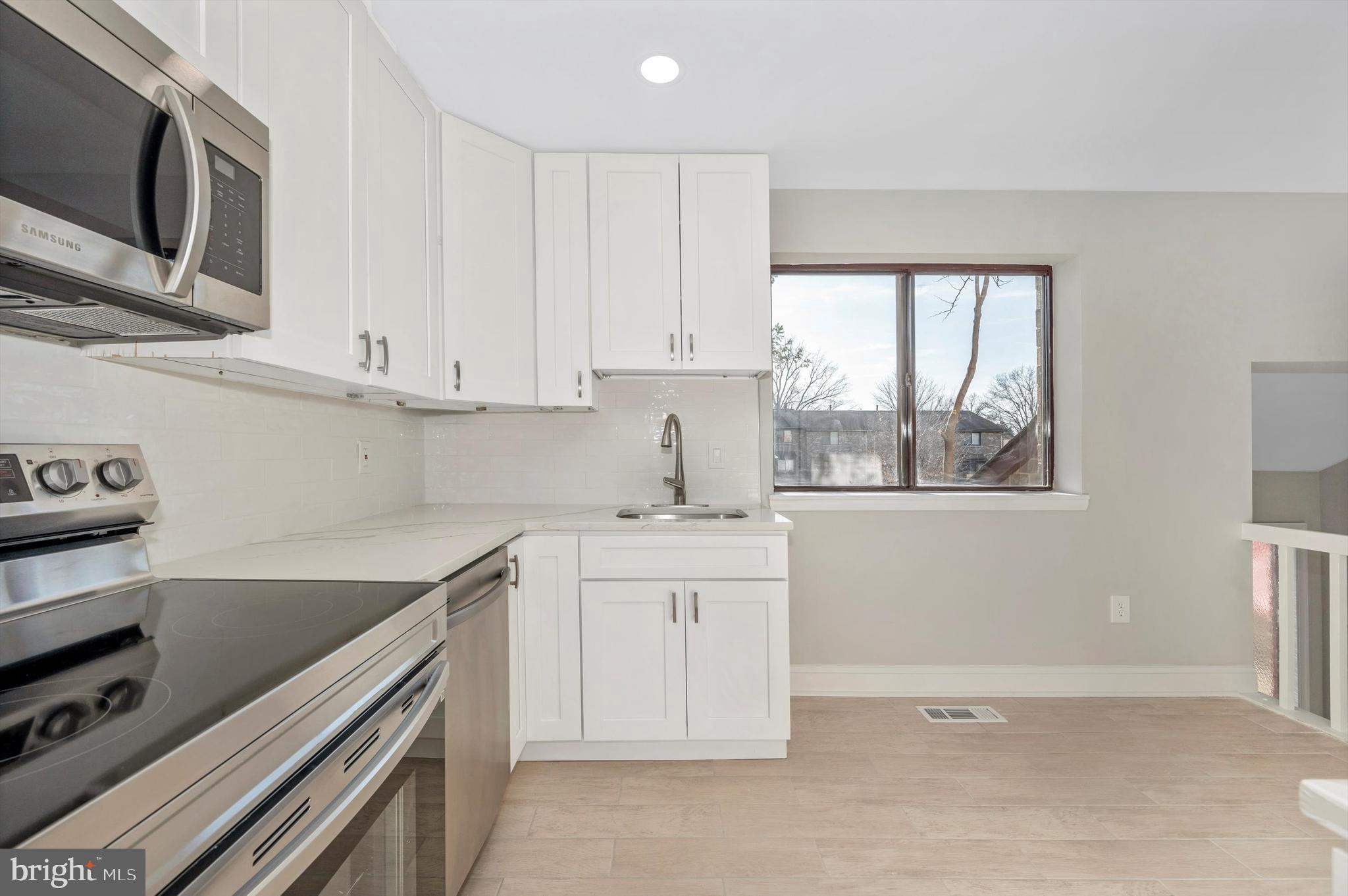 OWEN BROWN ESTATES - Residential