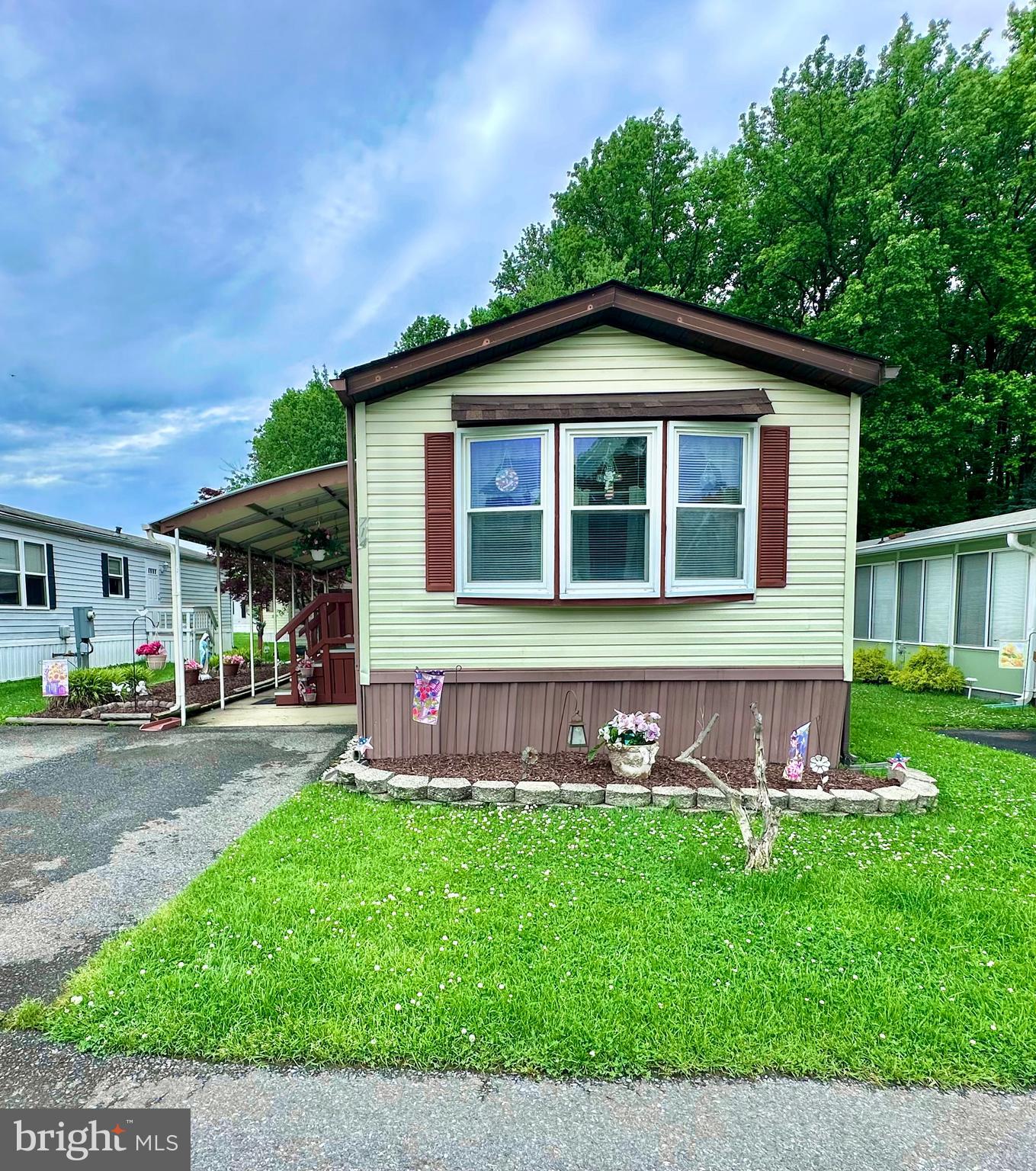 BRIARWOOD ESTATES - Residential