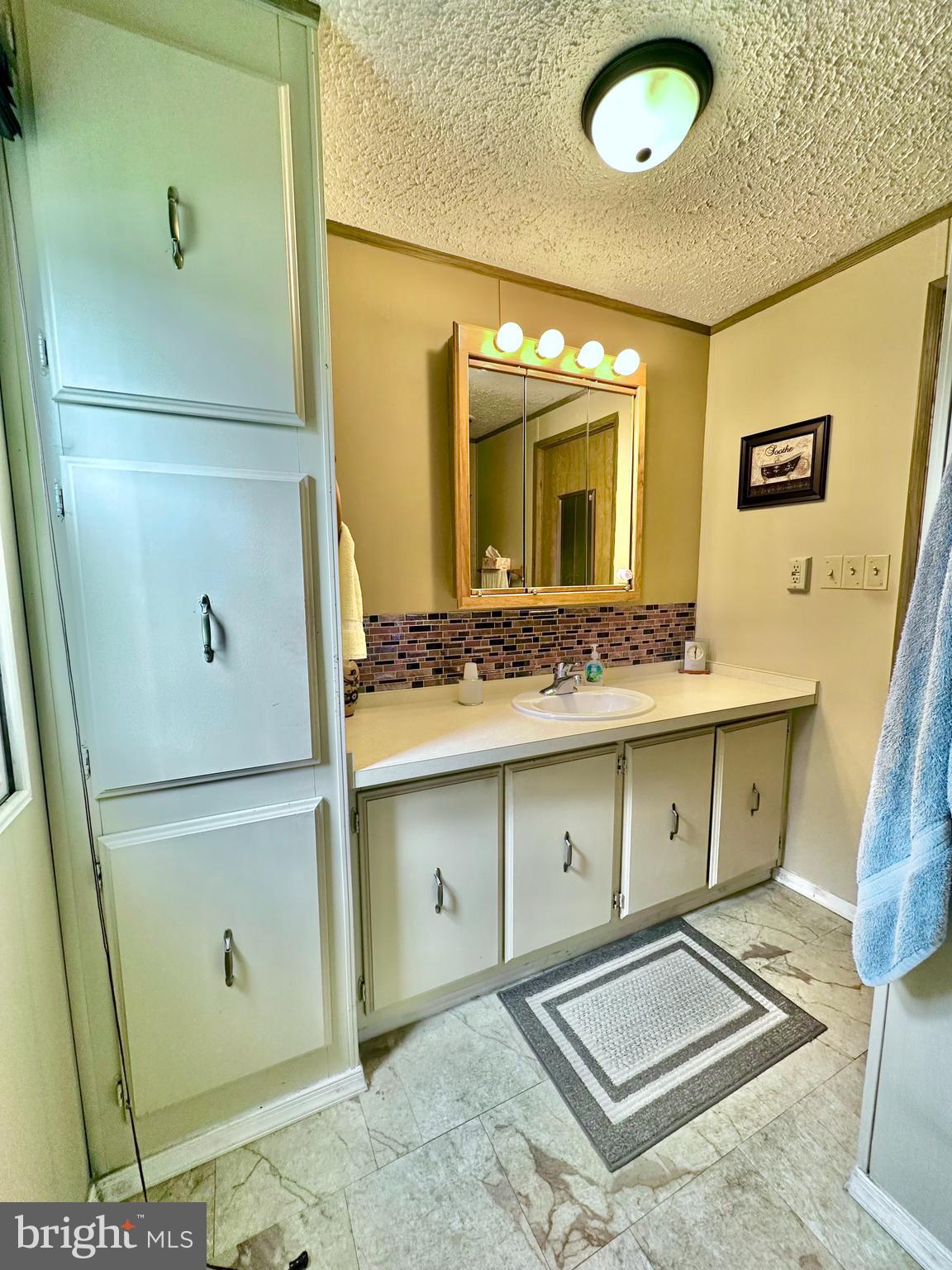 BRIARWOOD ESTATES - Residential