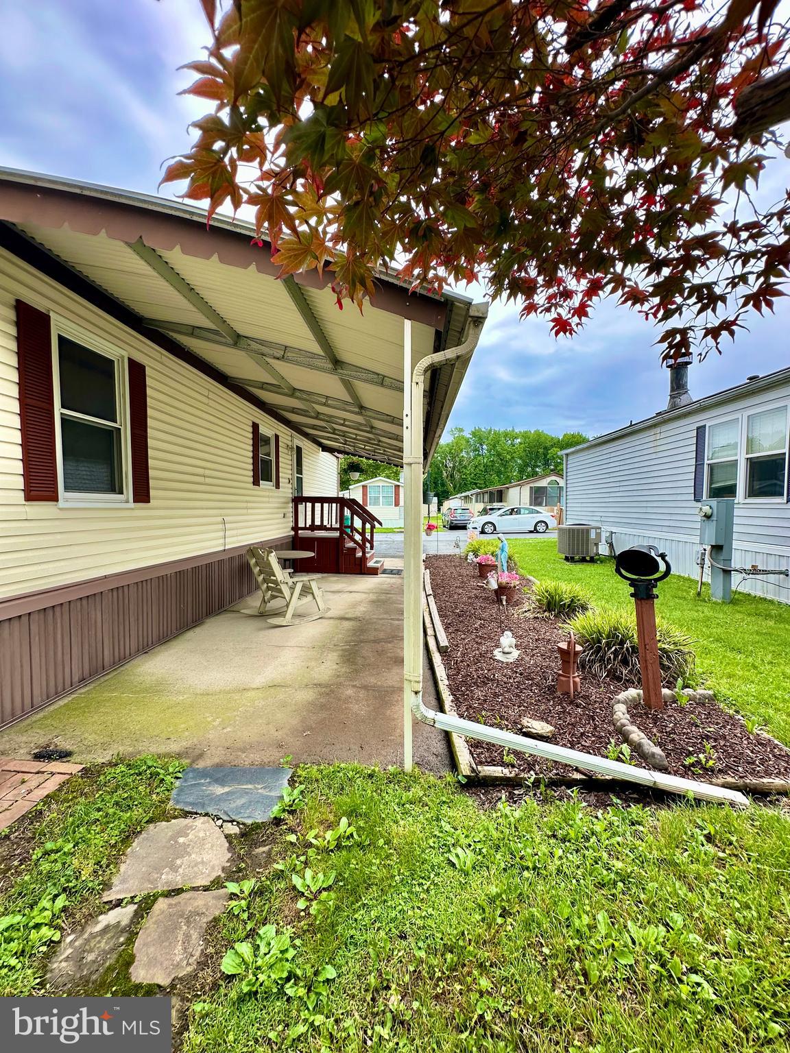 BRIARWOOD ESTATES - Residential