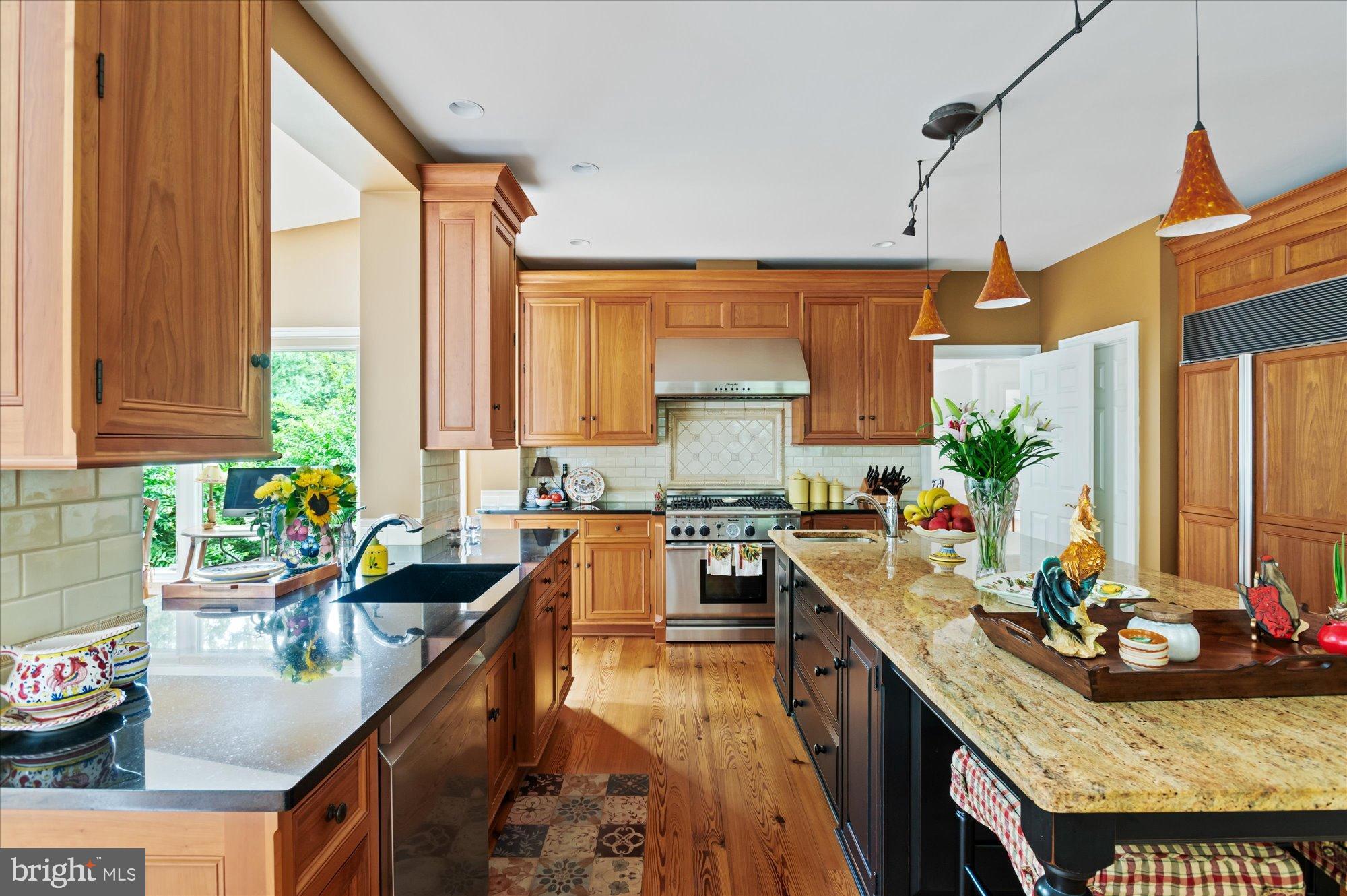 ESTATES AT LOWES ISLAND - Residential