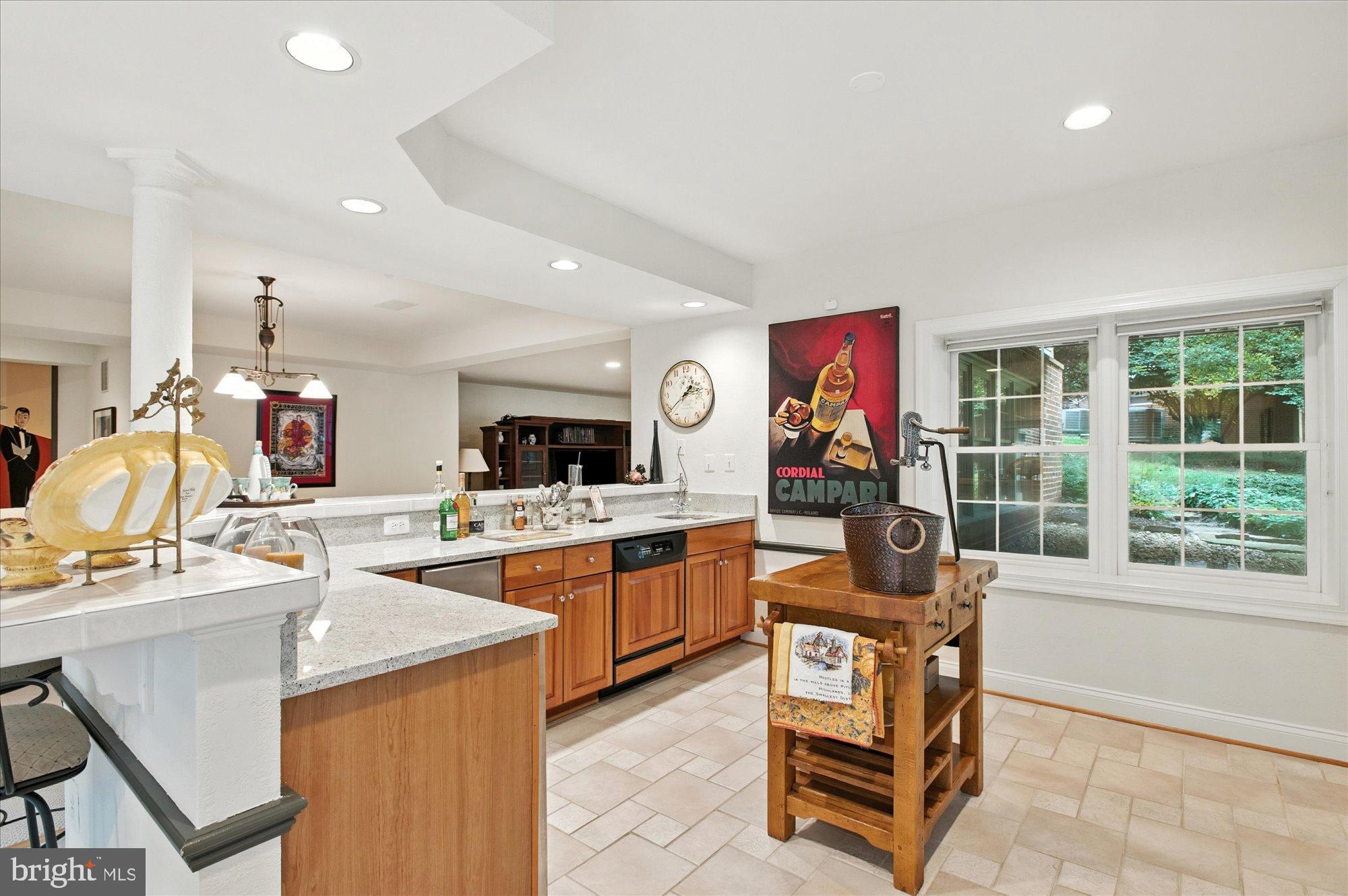 ESTATES AT LOWES ISLAND - Residential