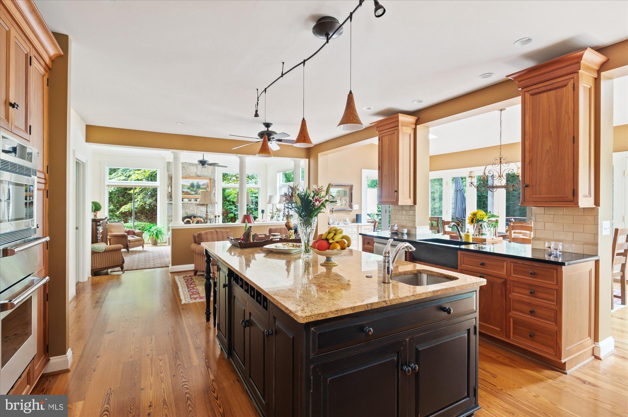 ESTATES AT LOWES ISLAND - Residential