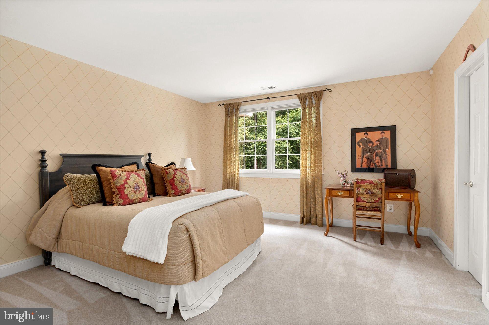 ESTATES AT LOWES ISLAND - Residential