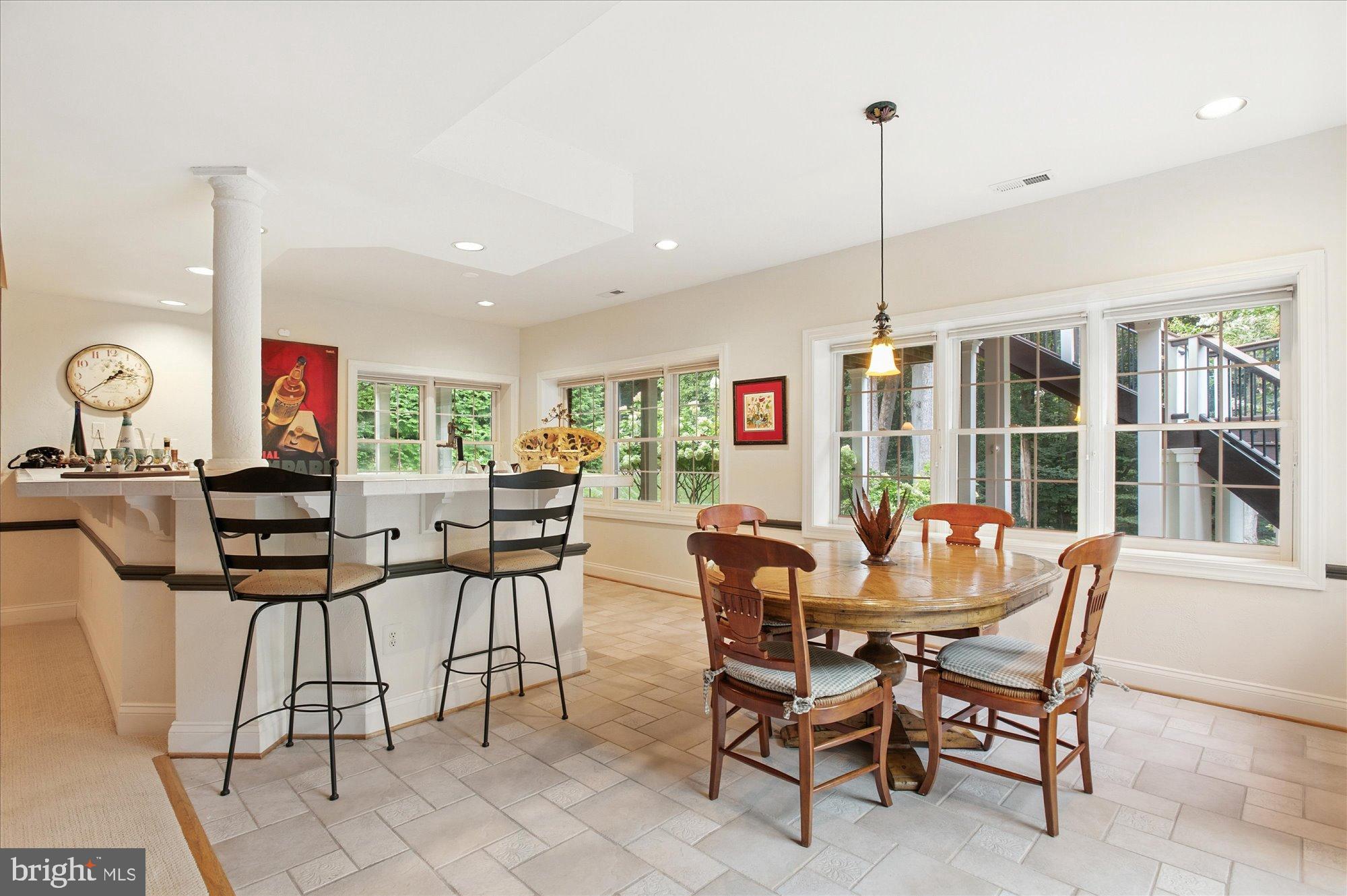 ESTATES AT LOWES ISLAND - Residential