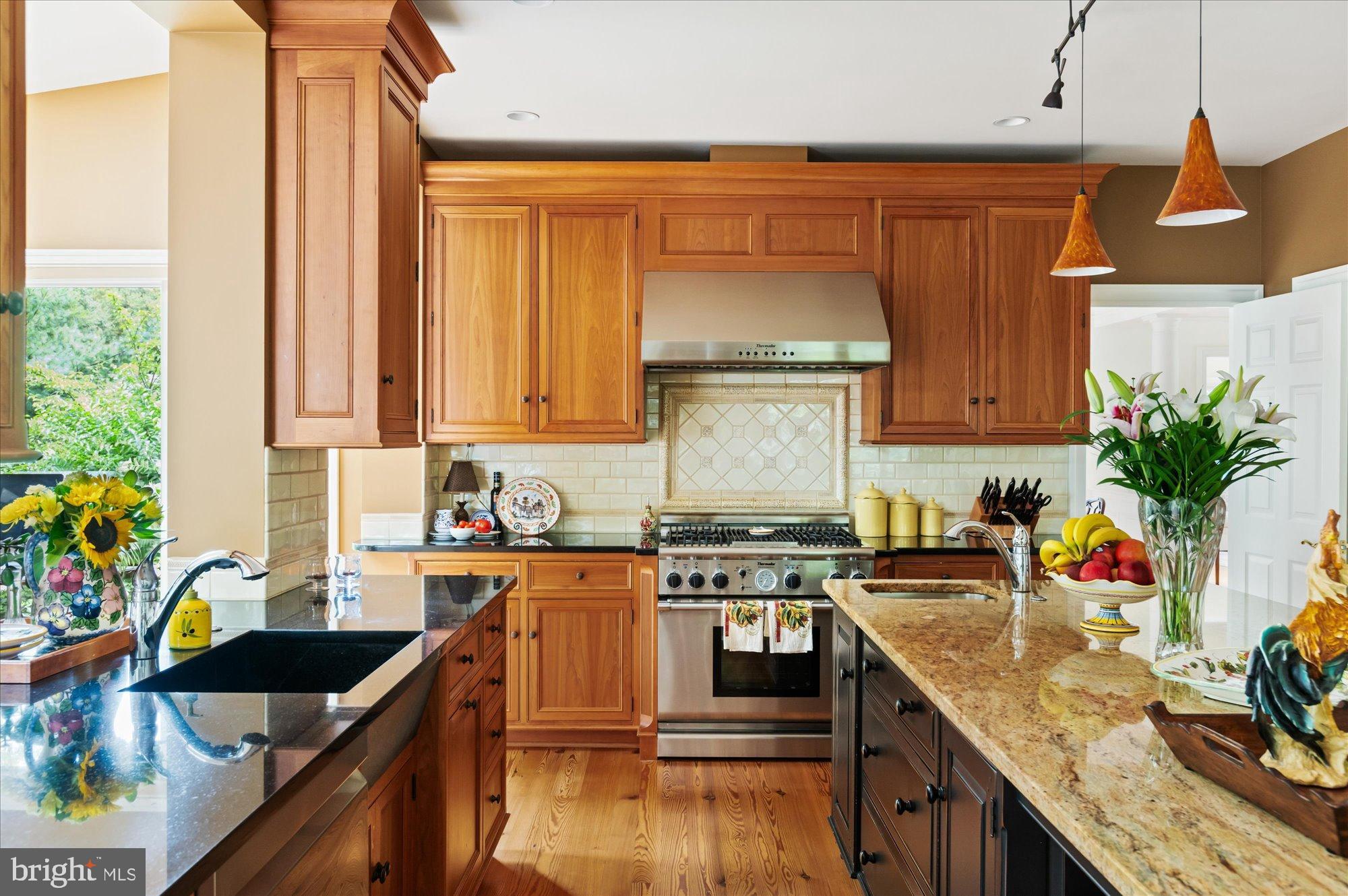 ESTATES AT LOWES ISLAND - Residential