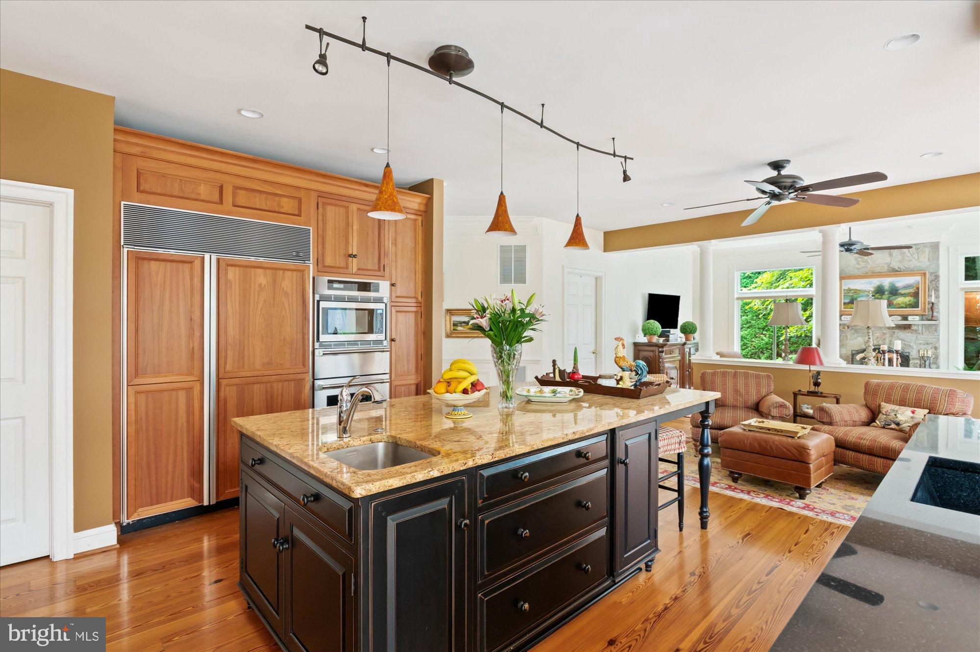 ESTATES AT LOWES ISLAND - Residential