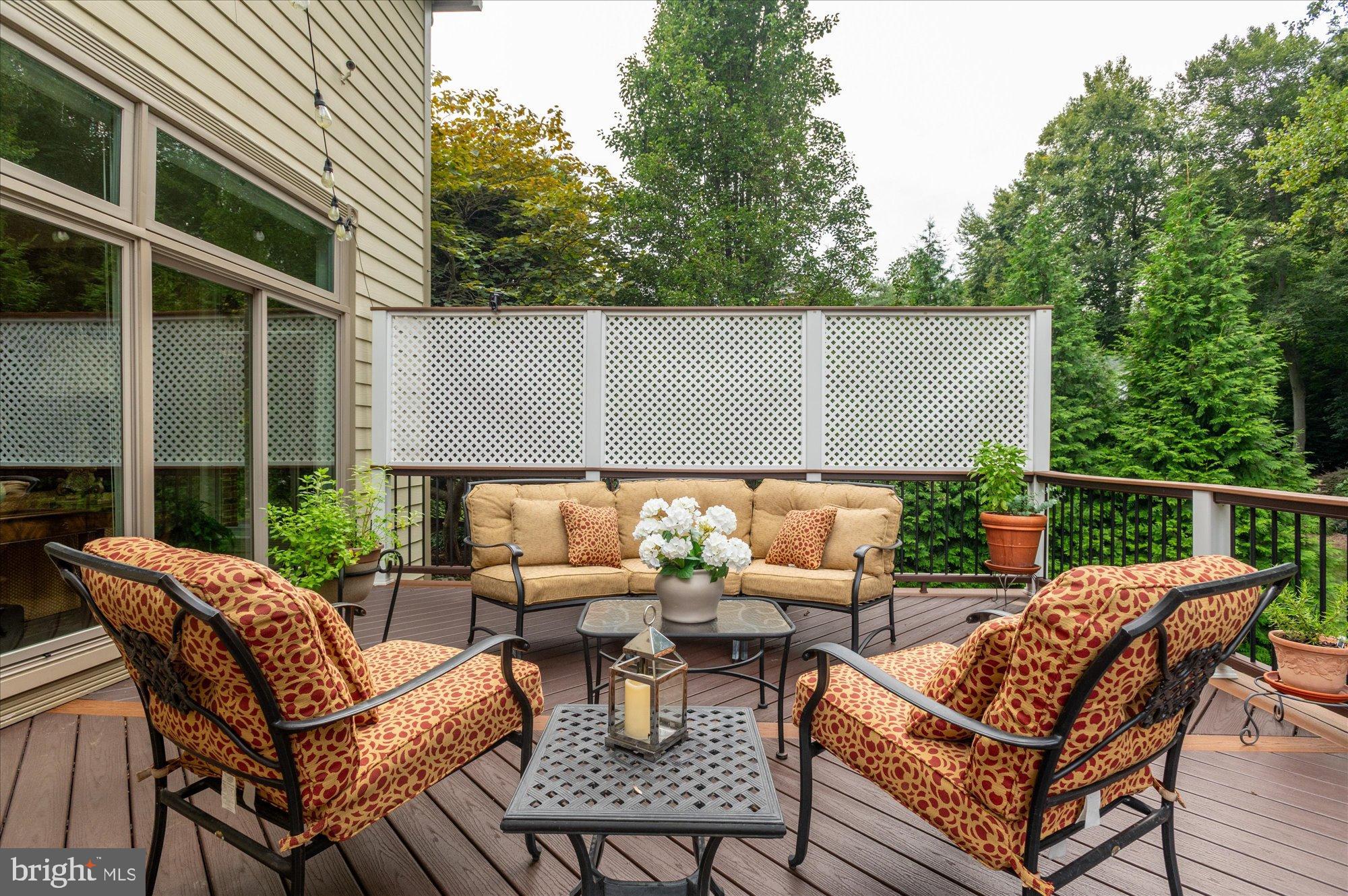 ESTATES AT LOWES ISLAND - Residential