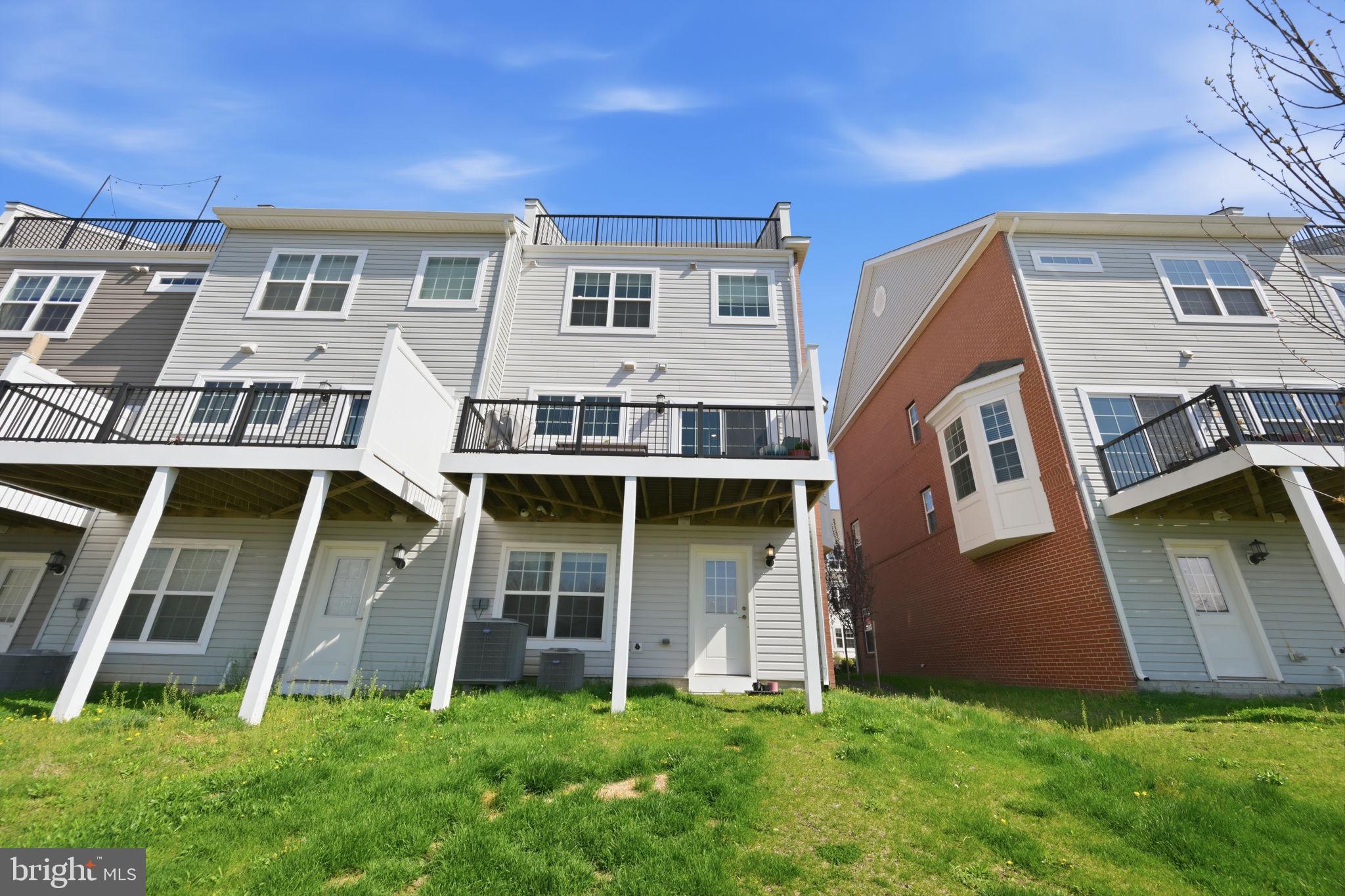 BLUE STREAM - Residential