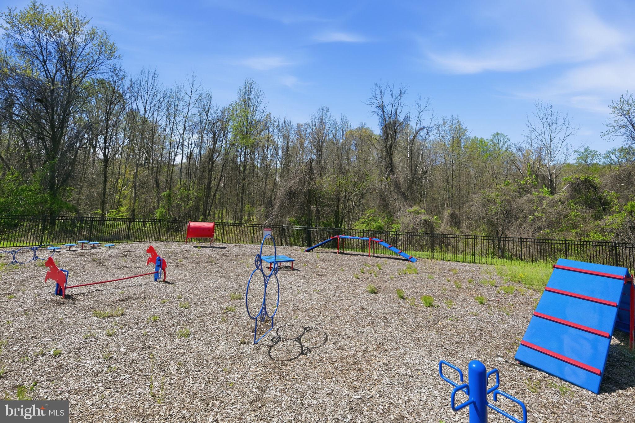BLUE STREAM - Residential