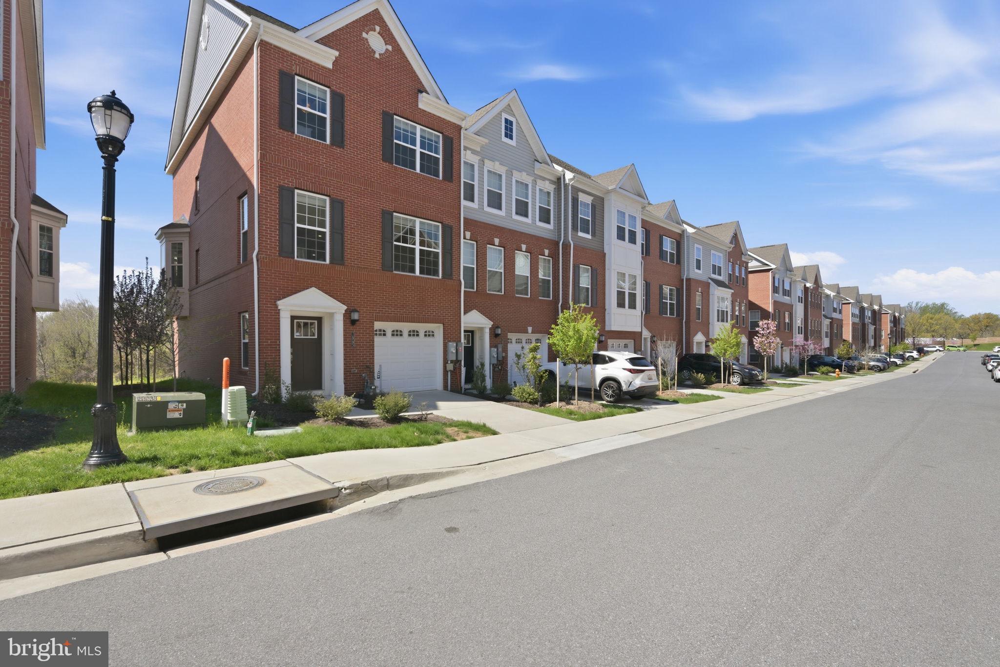 BLUE STREAM - Residential