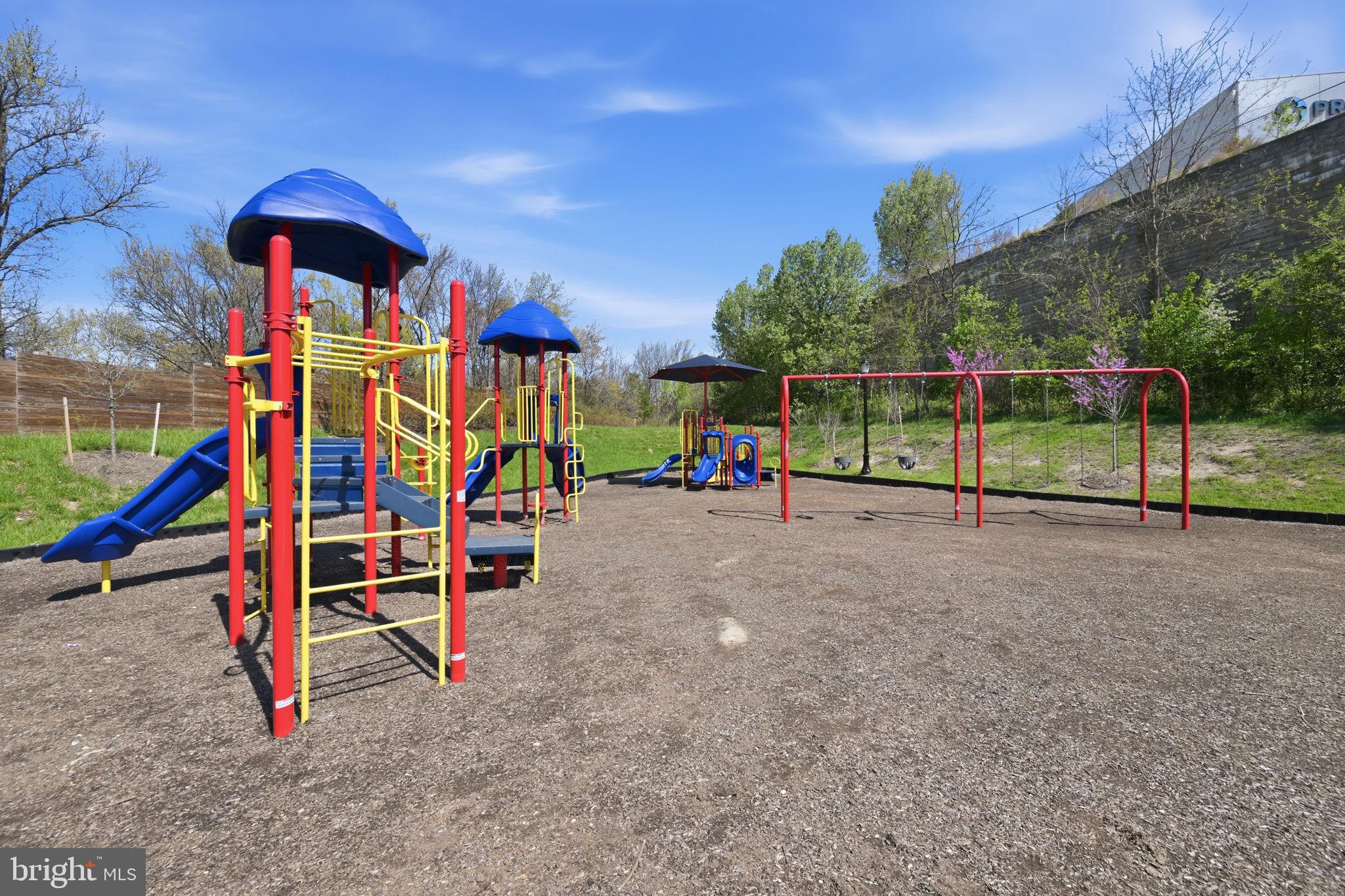 BLUE STREAM - Residential