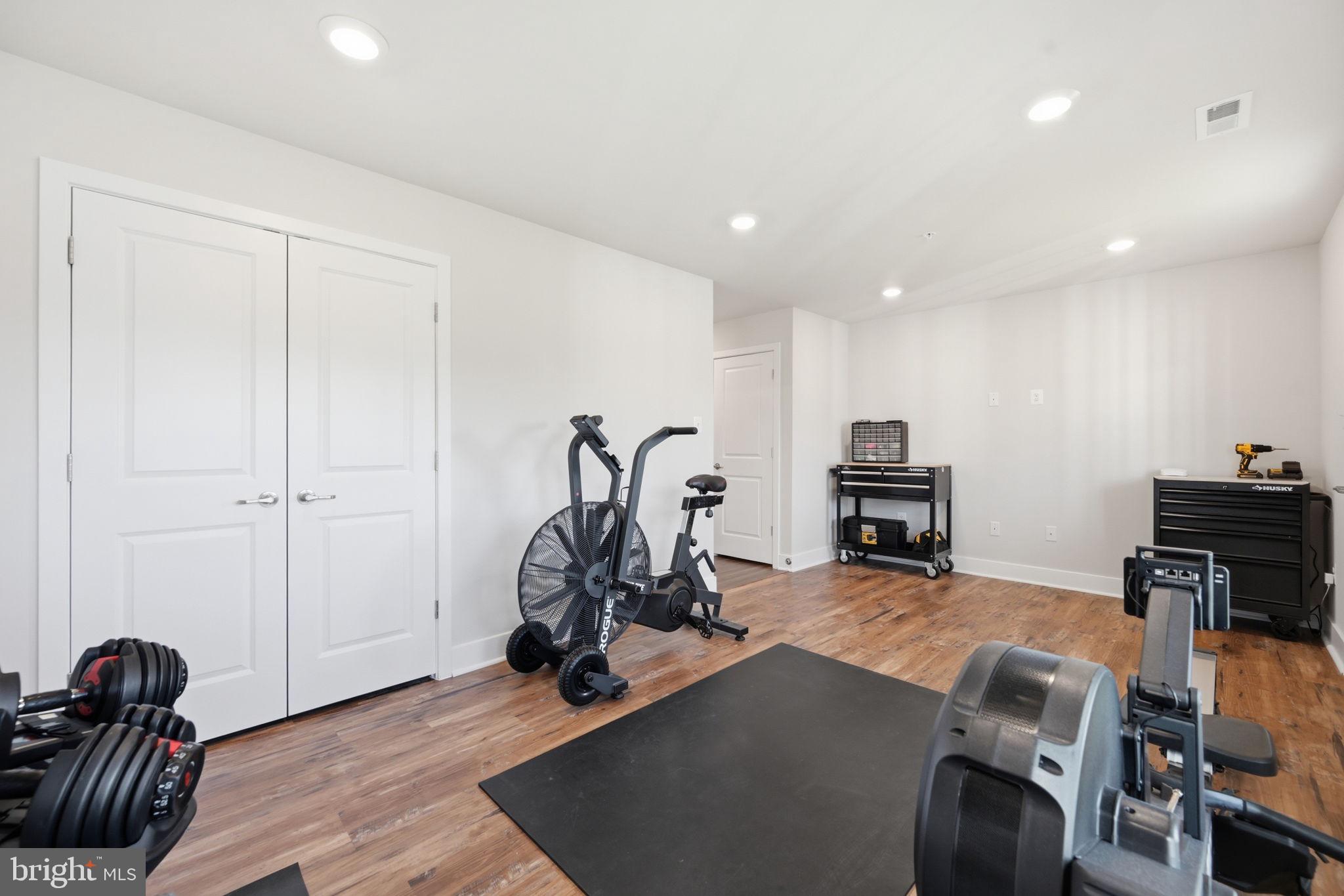 BLUE STREAM - Residential