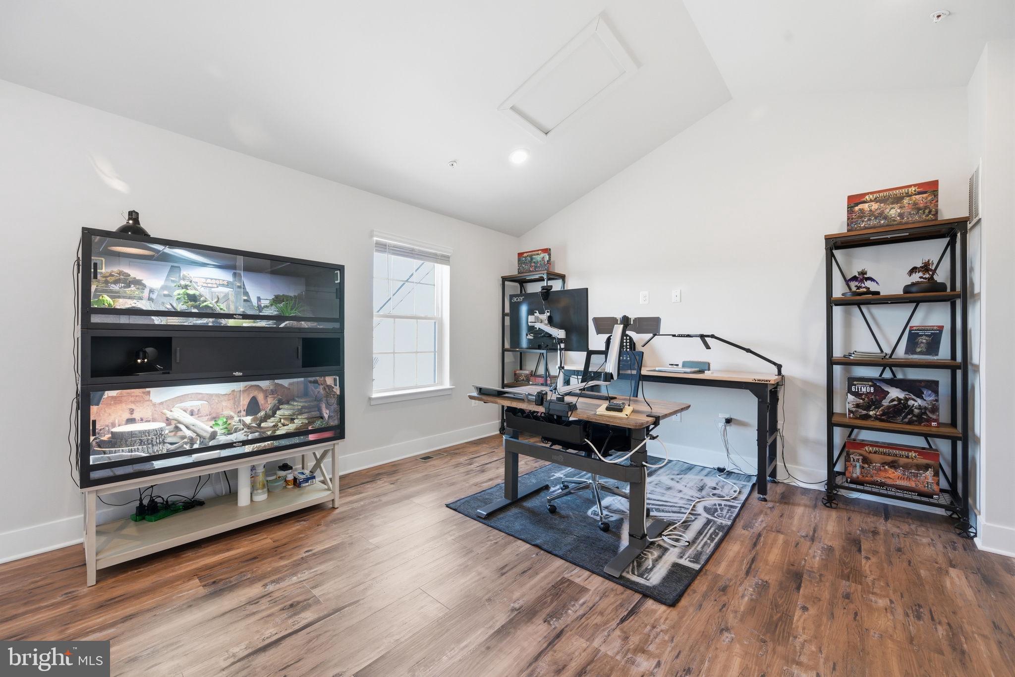 BLUE STREAM - Residential