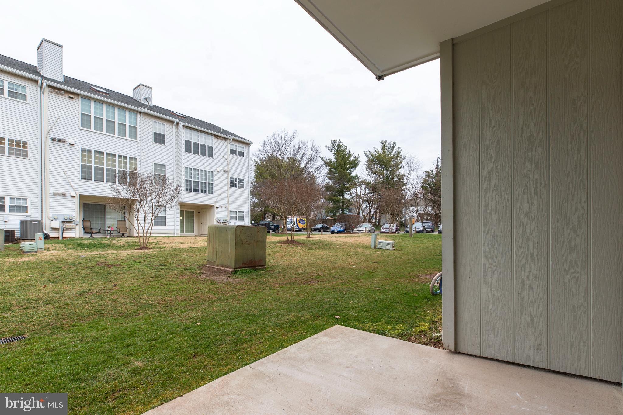 HUNTERS SQUARE - Residential