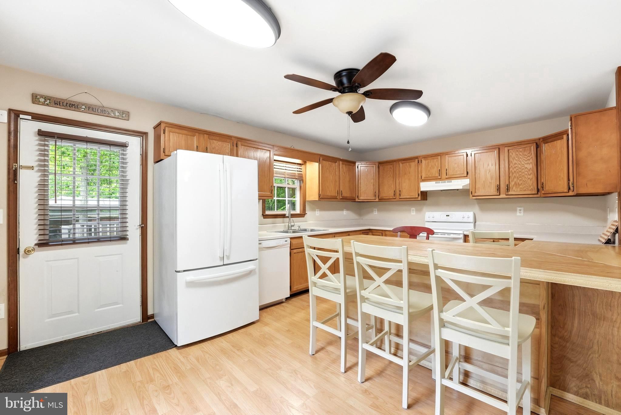 2747 TWYMANS MILL