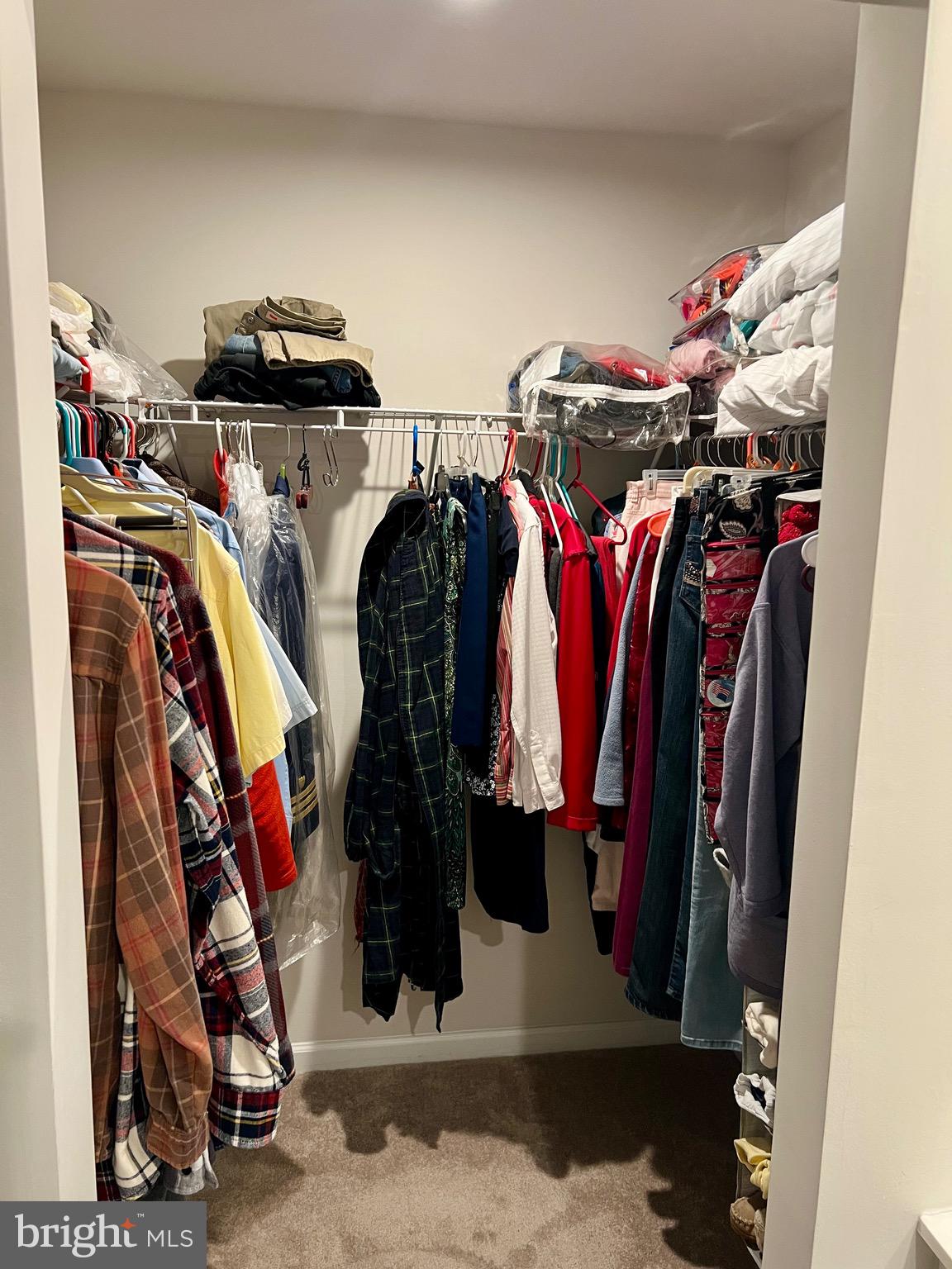 FOXWOOD RIDGE - Residential