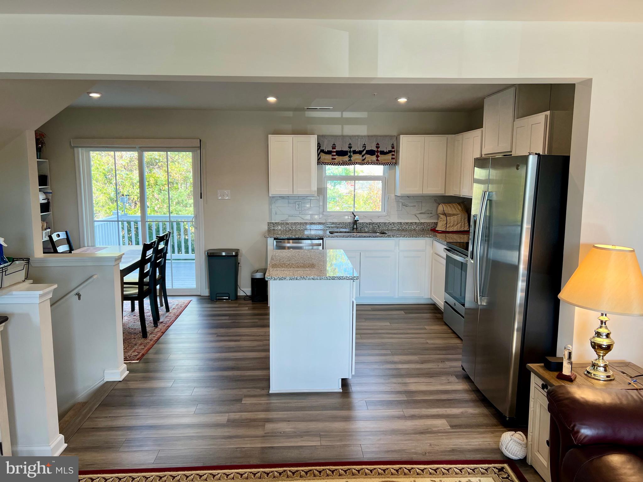 FOXWOOD RIDGE - Residential