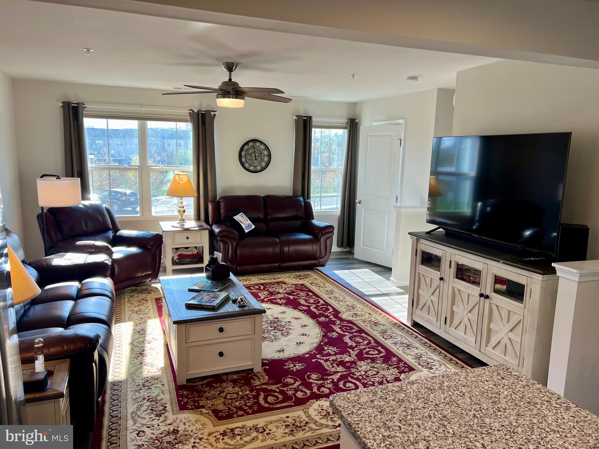 FOXWOOD RIDGE - Residential