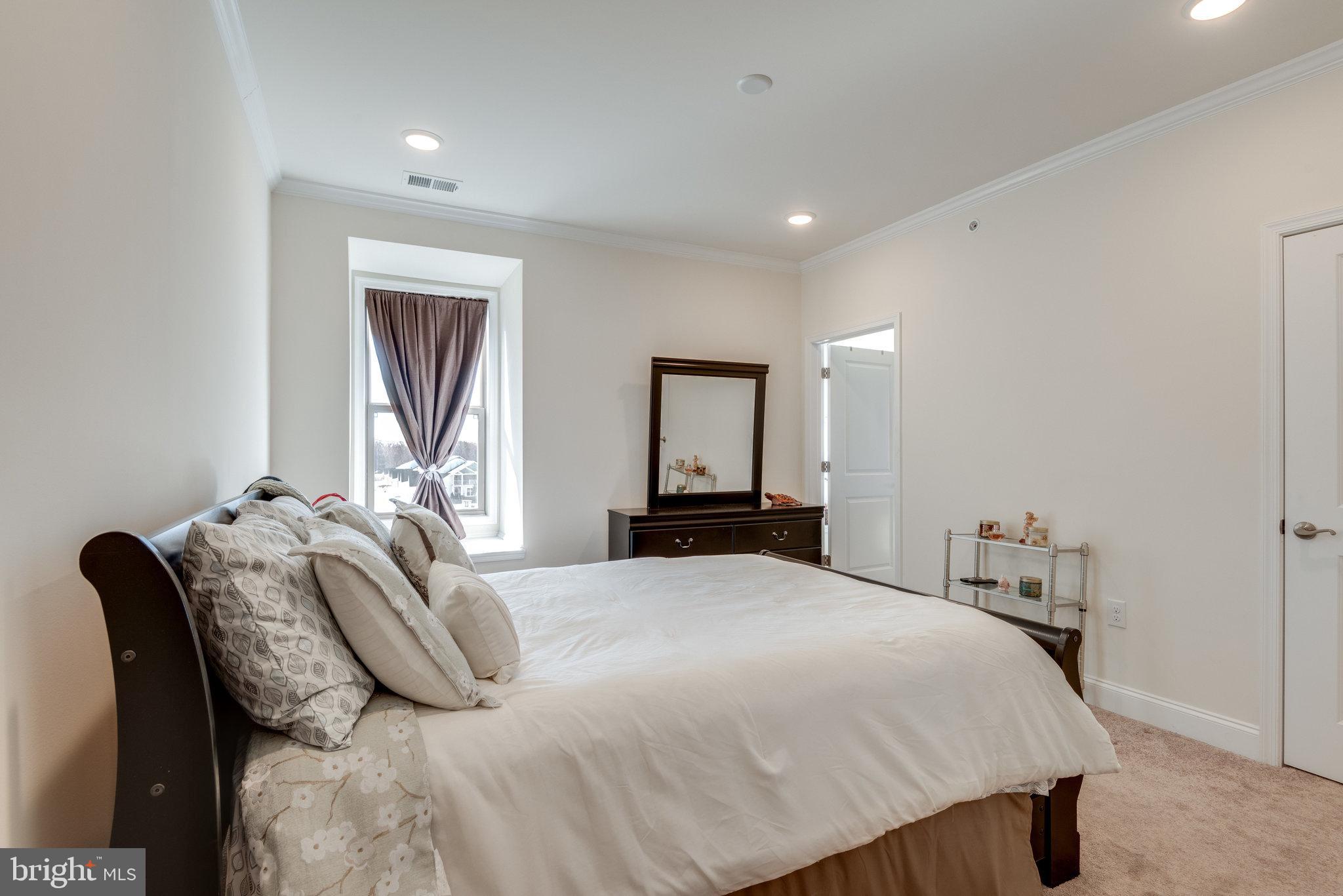 BIRCHWOOD AT BRAMBLETON - Residential Lease