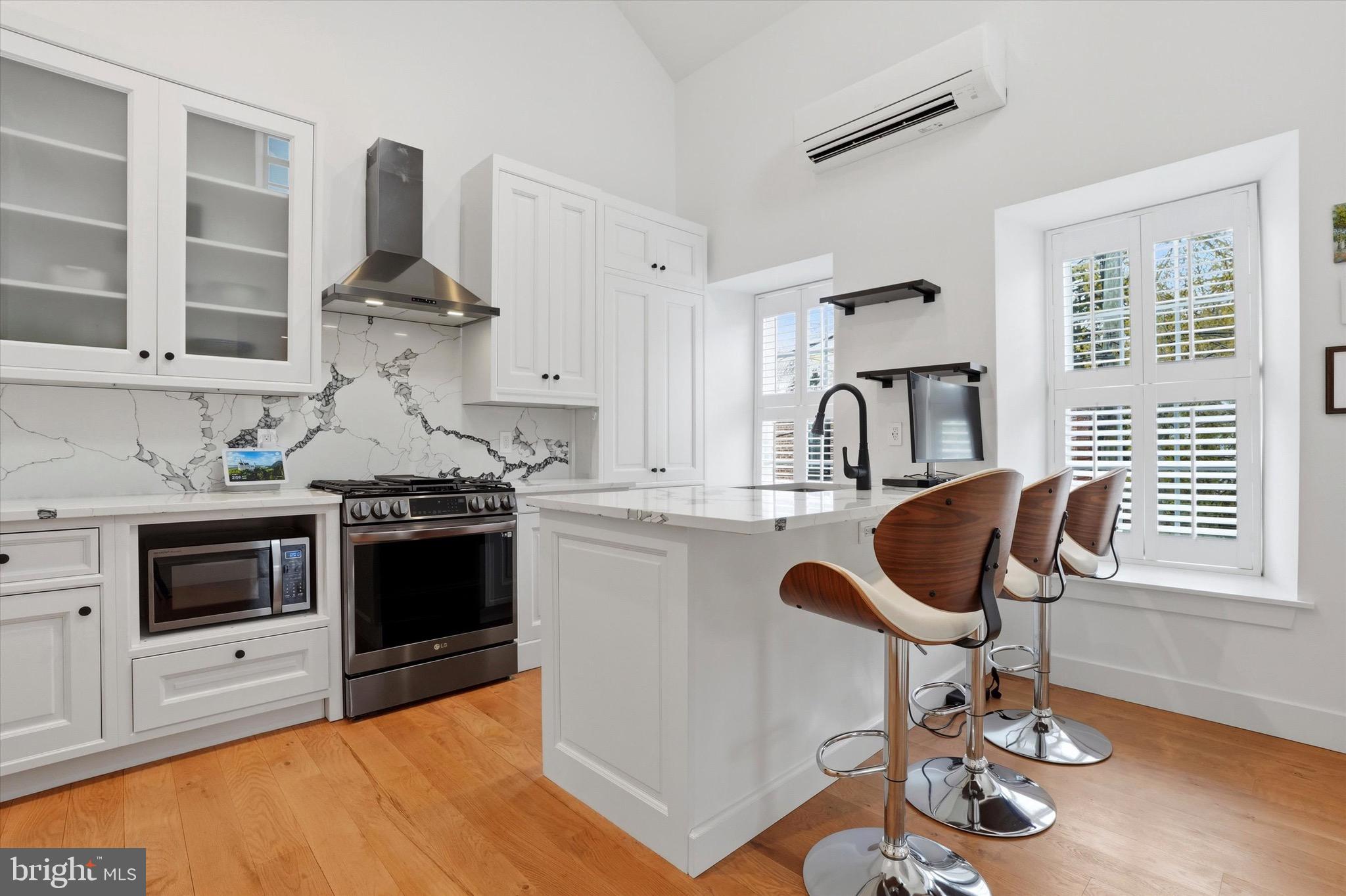 18 W MECHANIC STREET 6