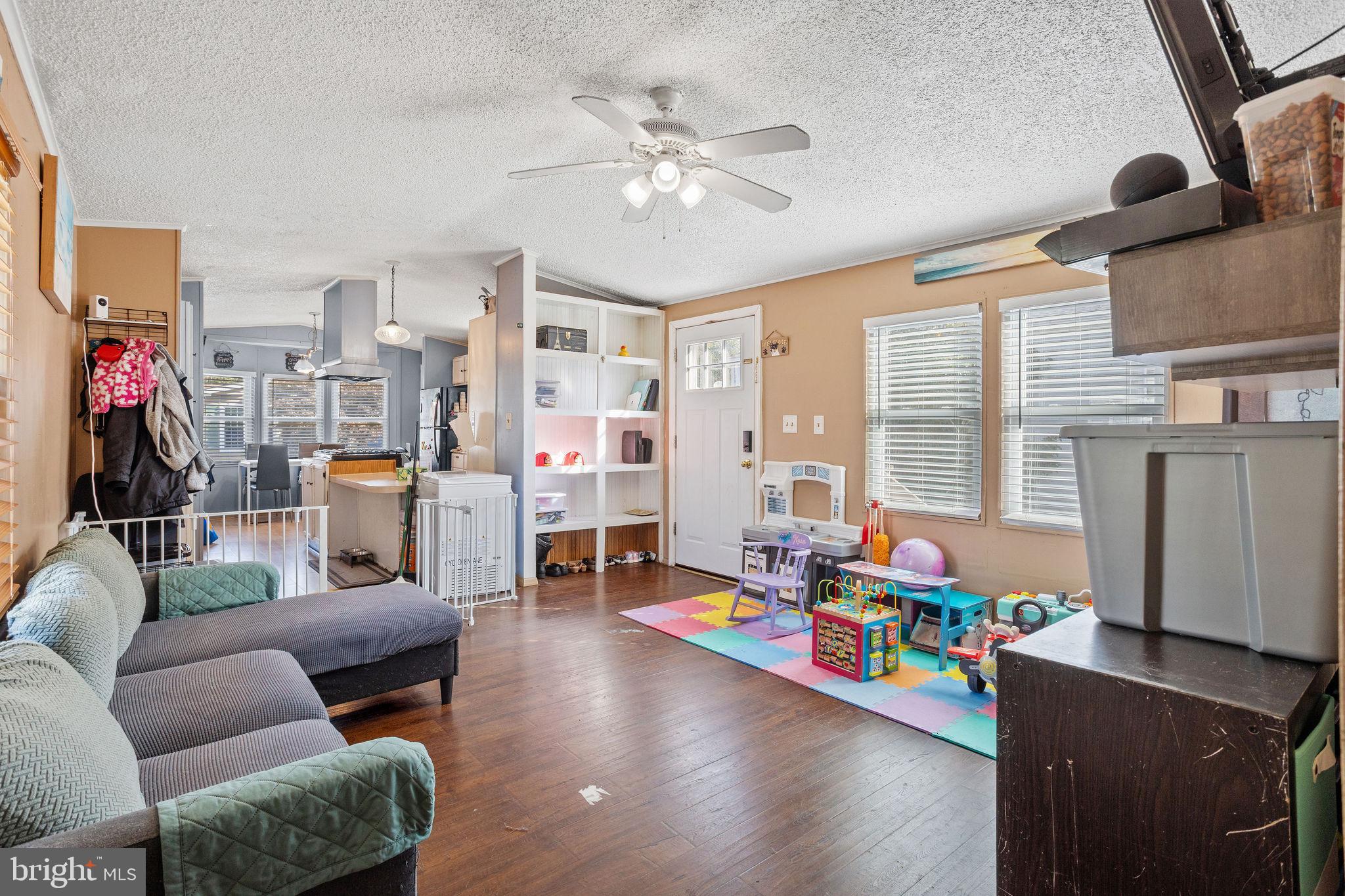 74 RUFFIAN WAY