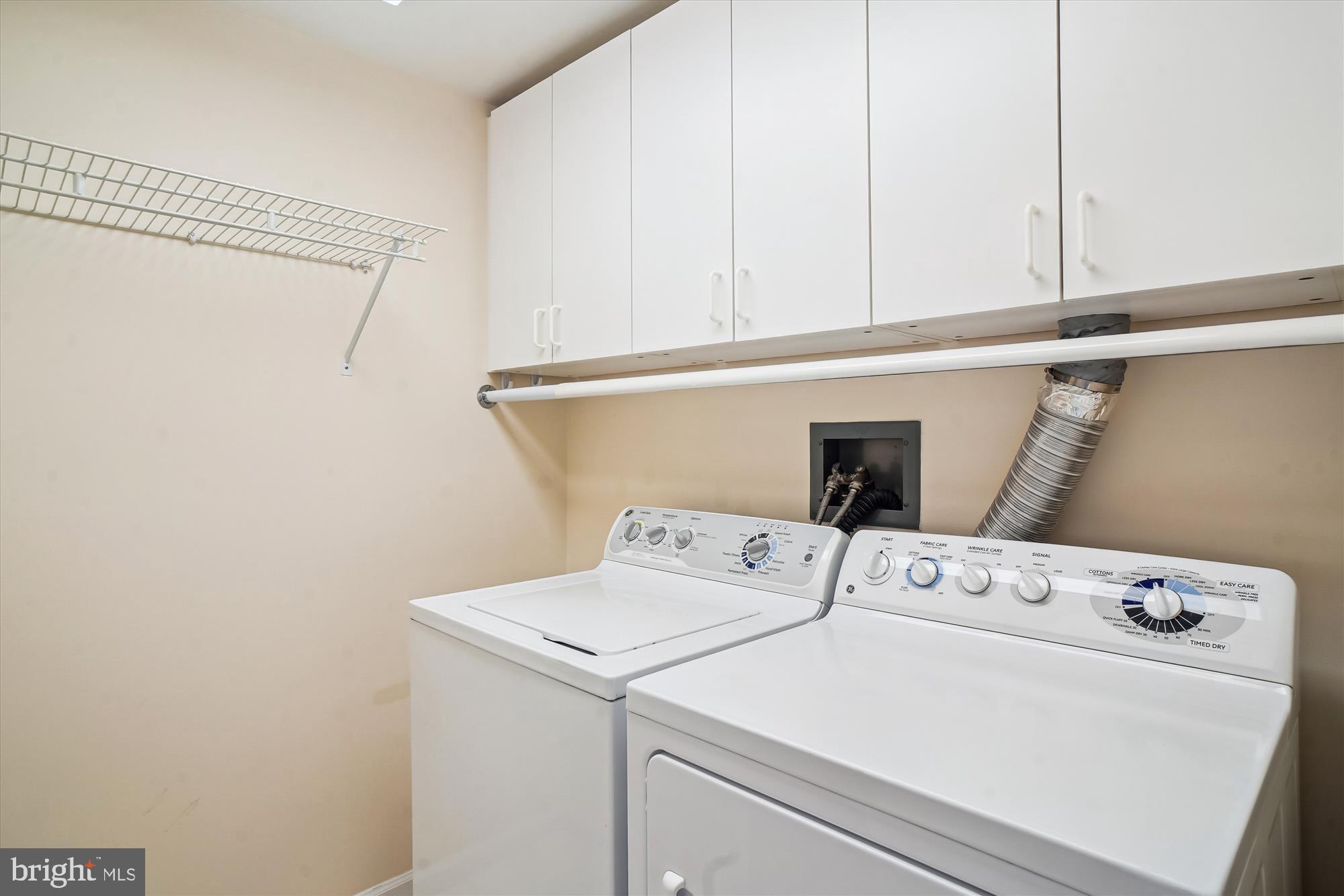 SOMERSET HOUSE CONDOS - Residential