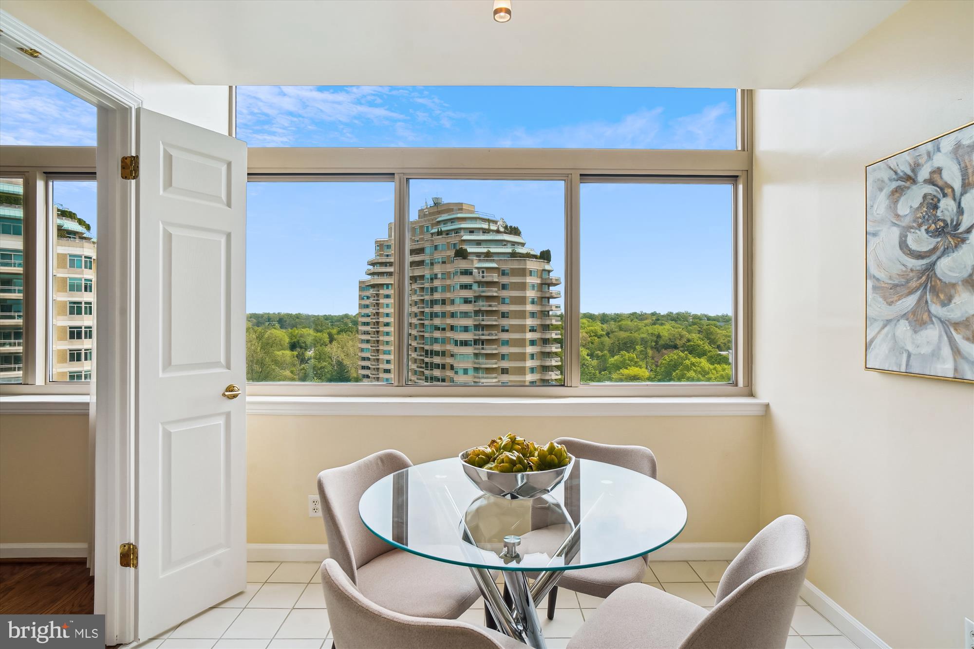 SOMERSET HOUSE CONDOS - Residential