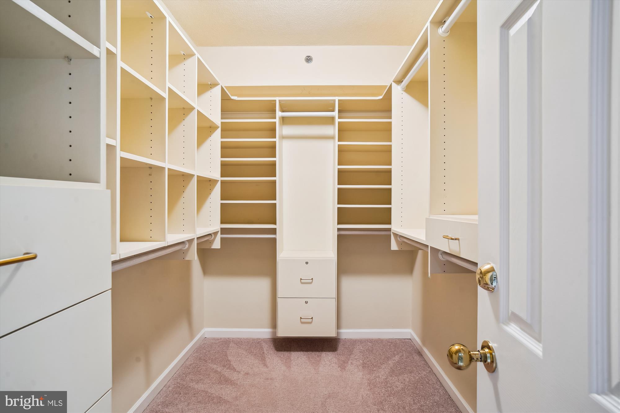 SOMERSET HOUSE CONDOS - Residential