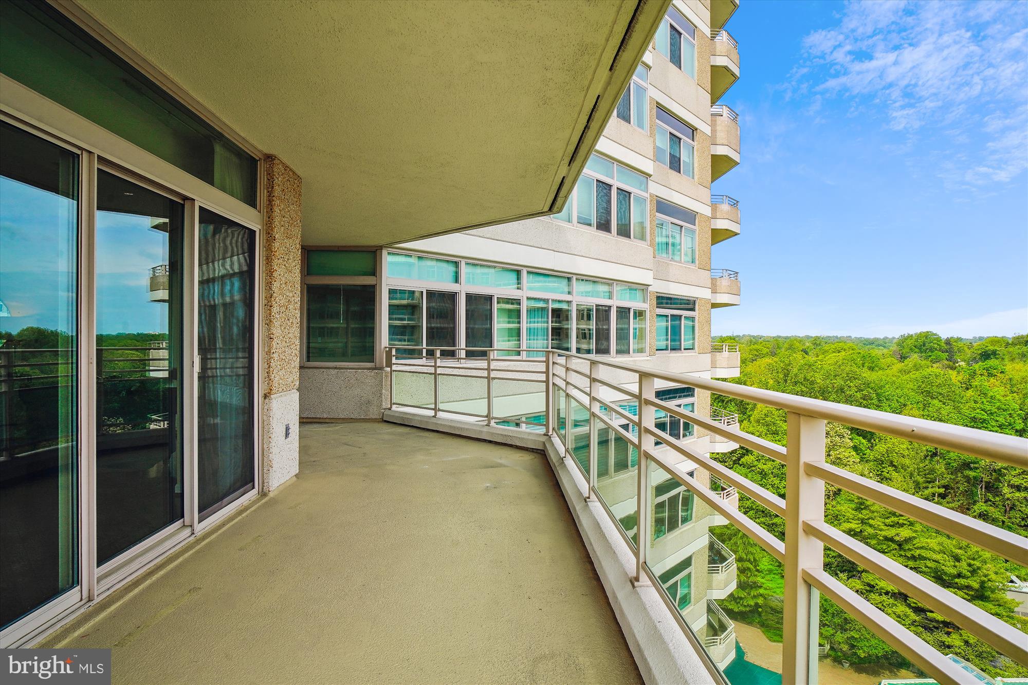 SOMERSET HOUSE CONDOS - Residential