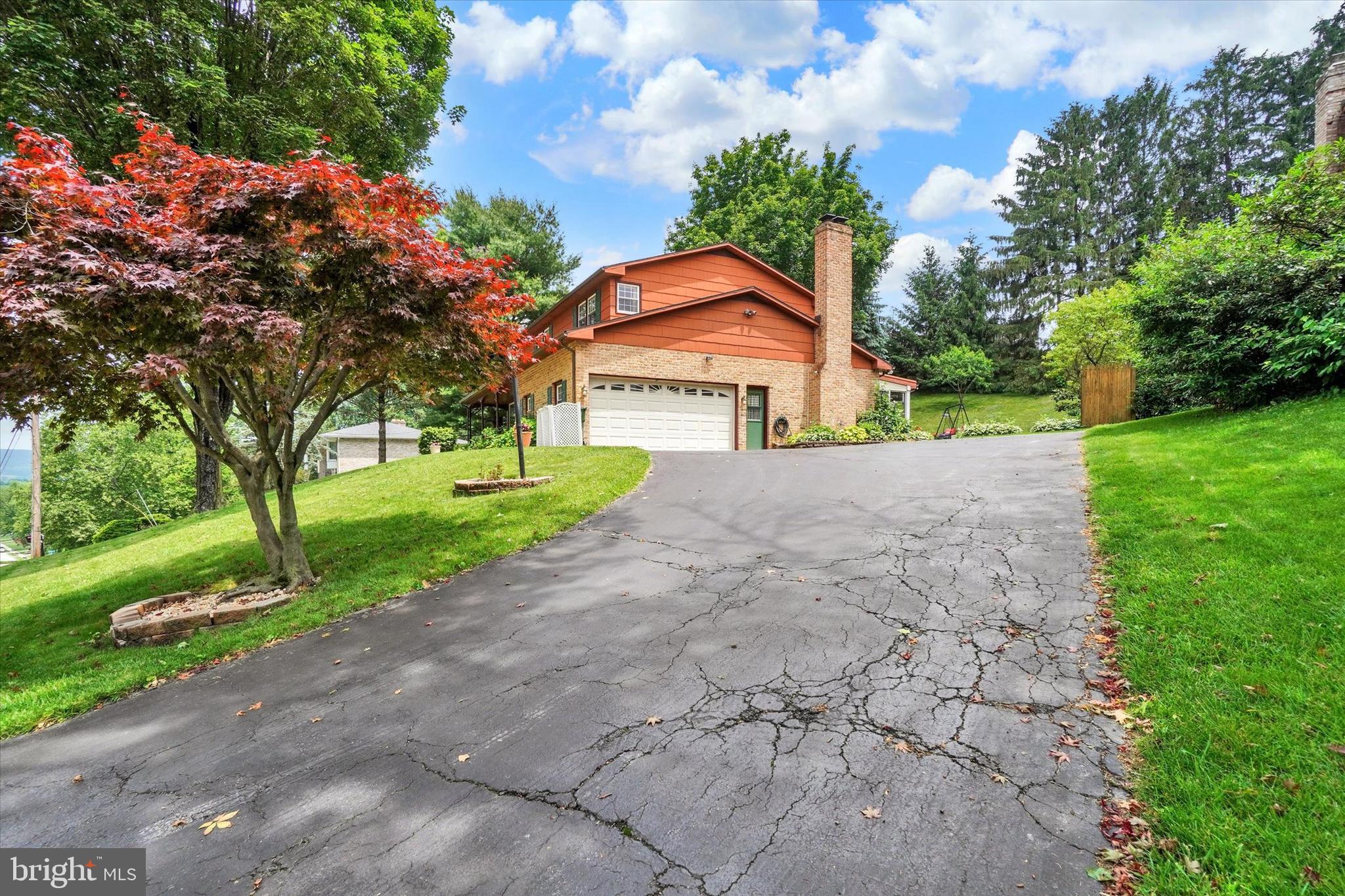 535 MAYWOOD ROAD