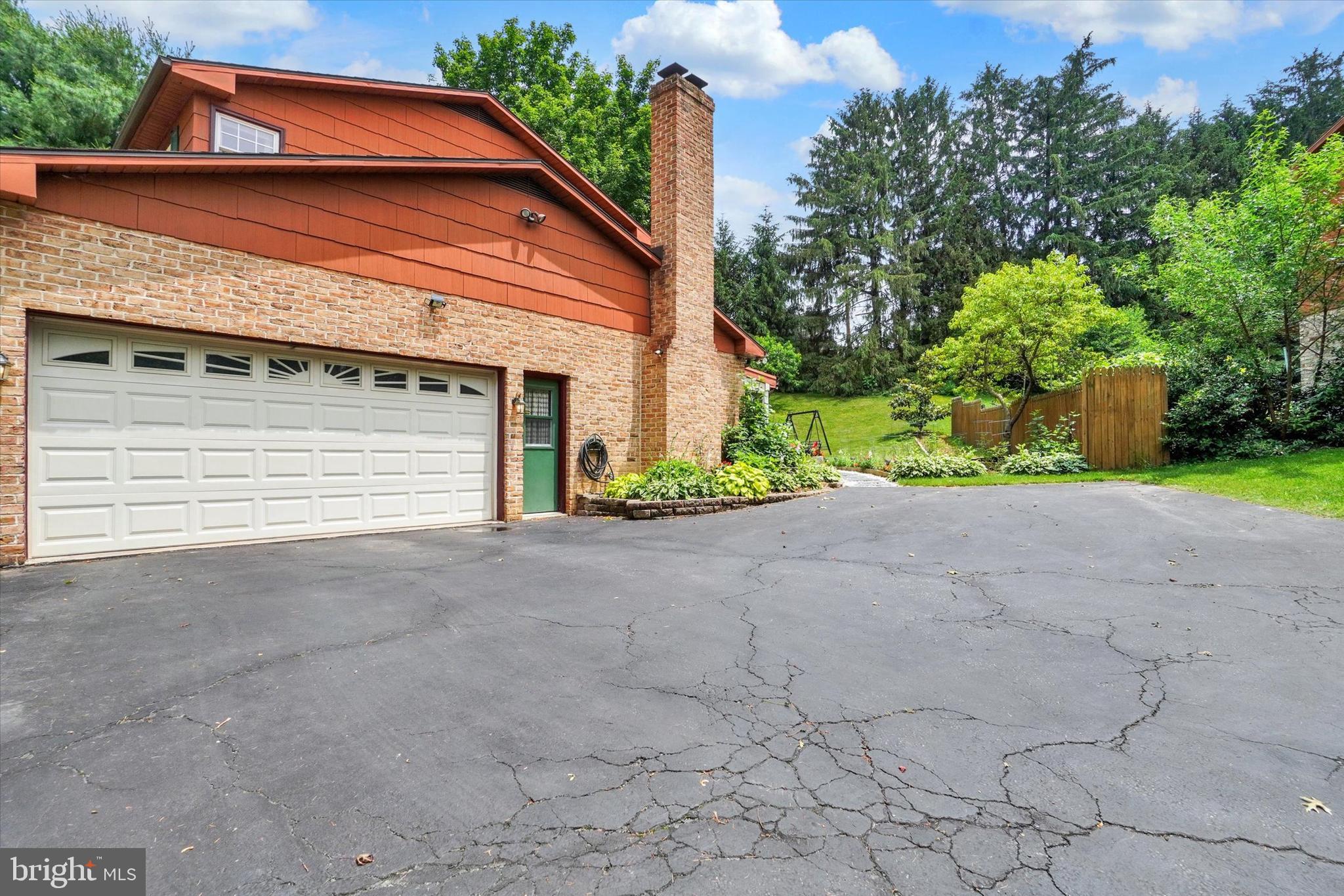 535 MAYWOOD ROAD